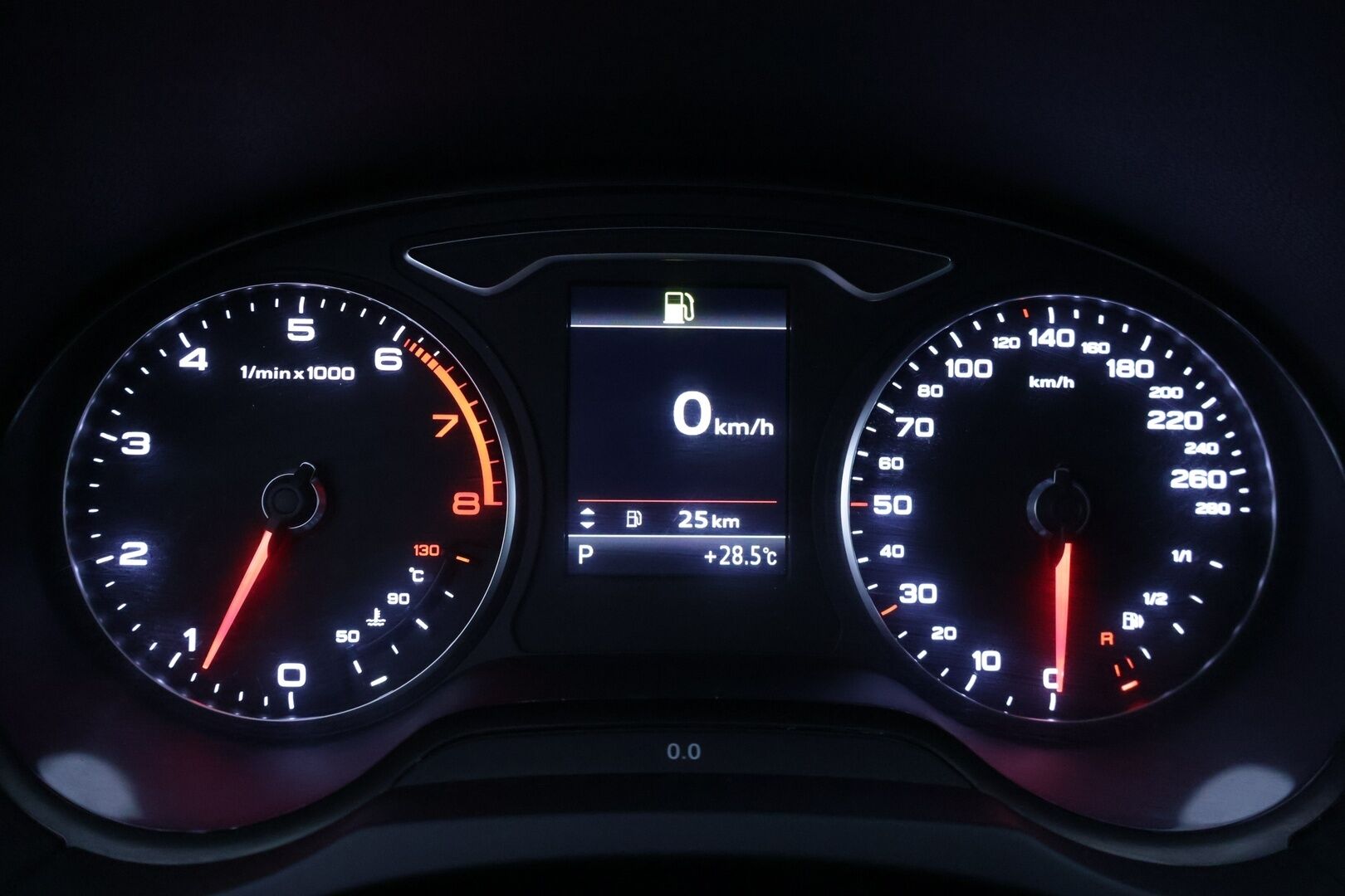 Audi A3 2013 Sedan Business 1,4 TFSI COD 103 kW S tronic * Vakkari / Sisätilanlämmitin / Tutka * - * Juuri huollettu sekä katsastettu / Näyttävä *