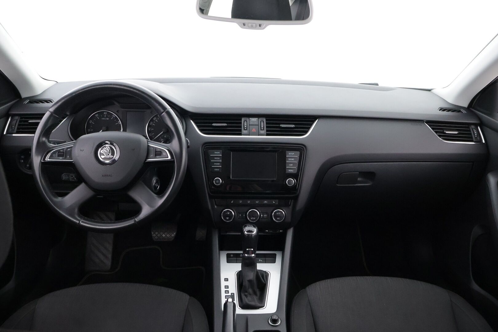 Skoda Octavia 2014 Combi 1,8 TSI Elegance DSG Autom.- YritysOutlet - Myydään vain yrityksille - – Tämä auto myydään YritysOutlet -valikoimasta vain yritykselle