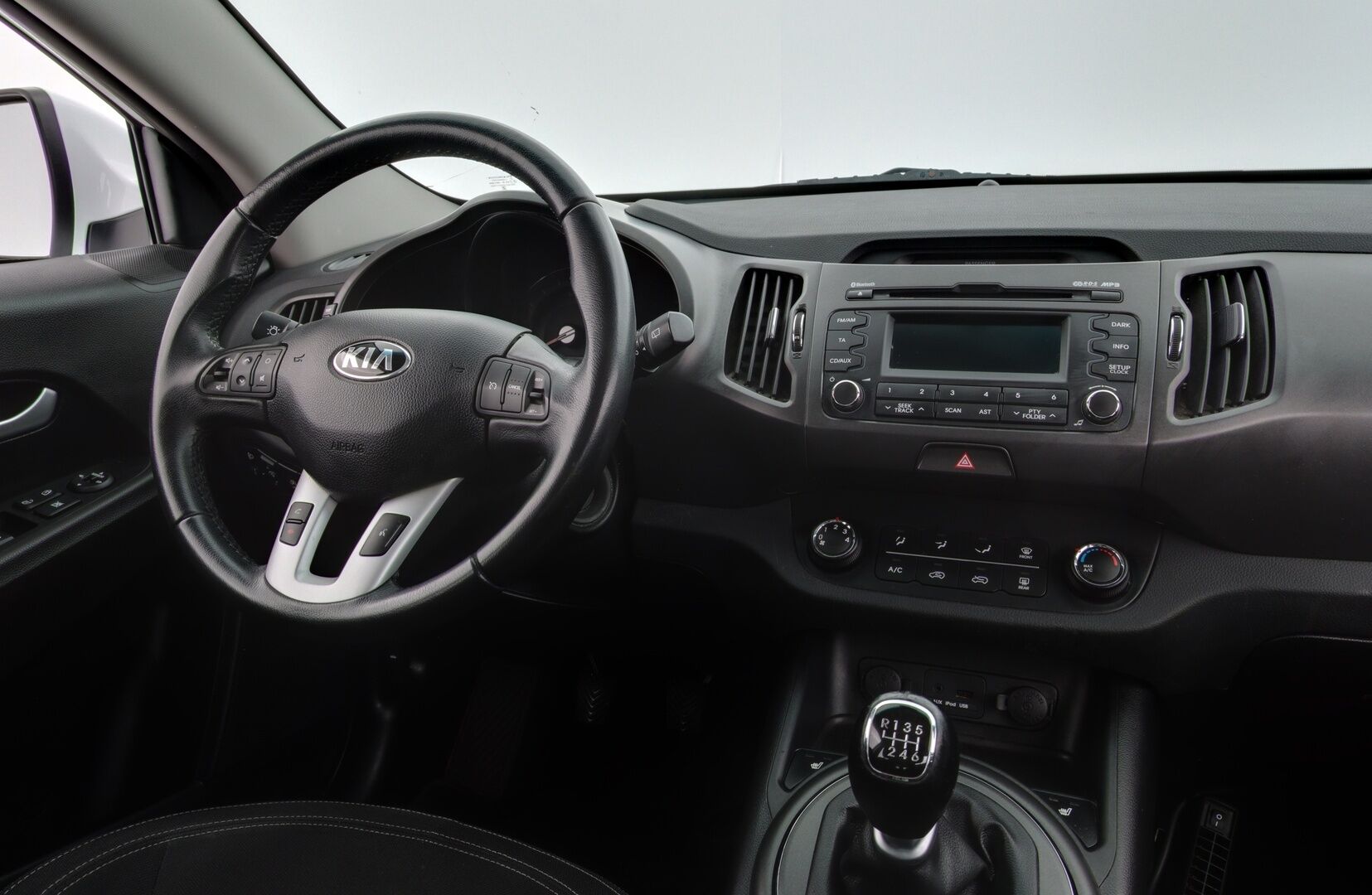 Kia Sportage 2014 1,6 ISG Urban LX EcoDynamics */ Suomi-auto / Vakkari / Lohkolämmitin / Huoltokirja / 2xRenkaat /* - Suomi-auto / 2x renkaat