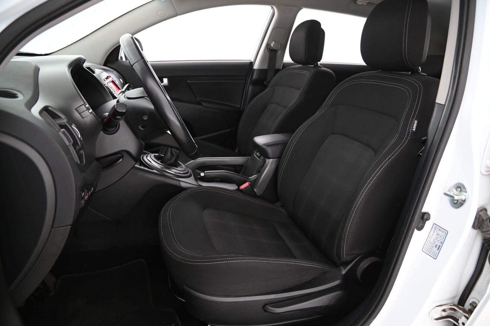 Kia Sportage 2014 1,6 ISG Urban LX EcoDynamics */ Suomi-auto / Vakkari / Lohkolämmitin / Huoltokirja / 2xRenkaat /* - Suomi-auto / 2x renkaat