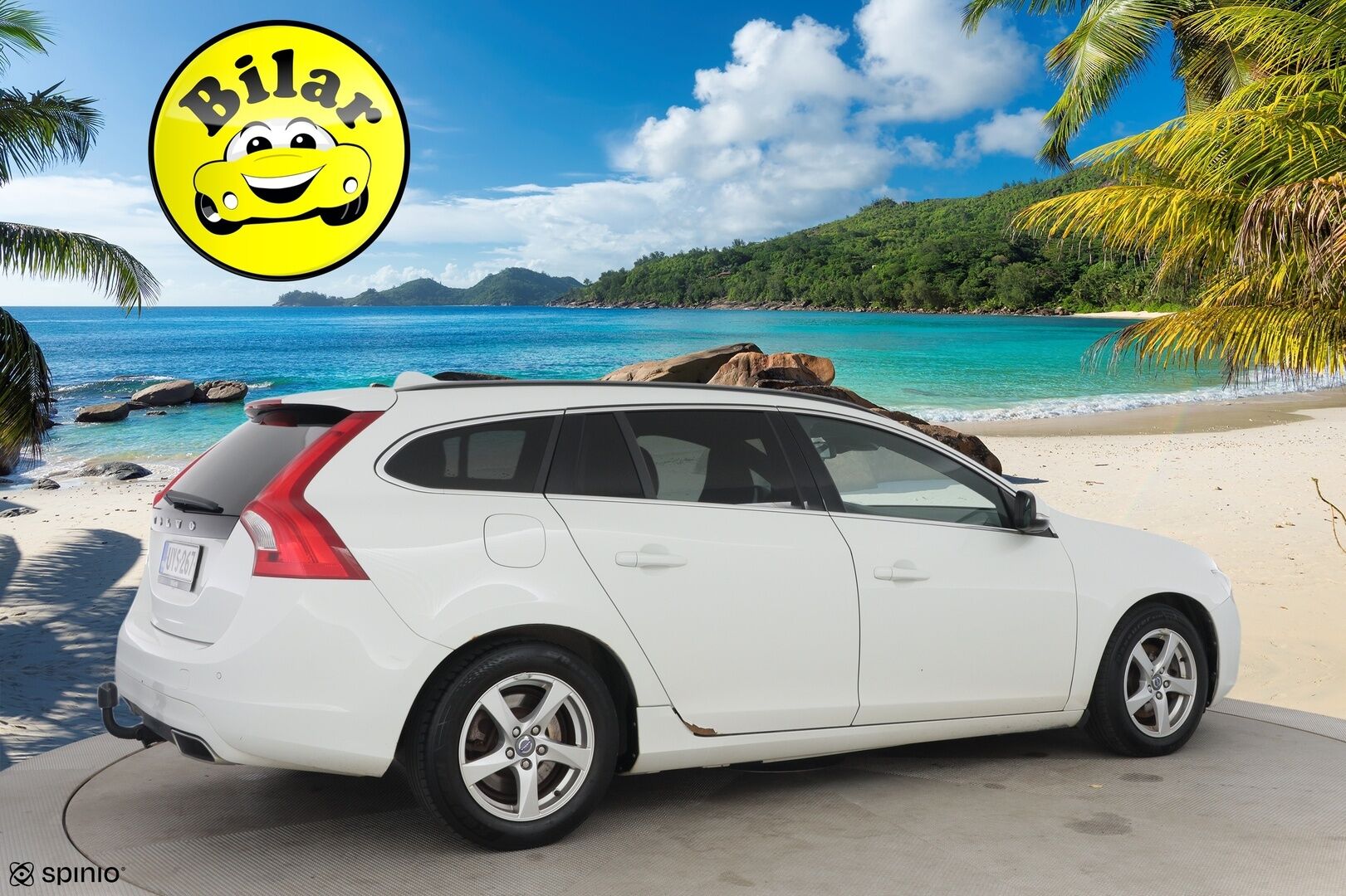 Volvo V60 2014 D4 Business - Vetokoukku | Webasto | Vakkari | Tutka | Navi