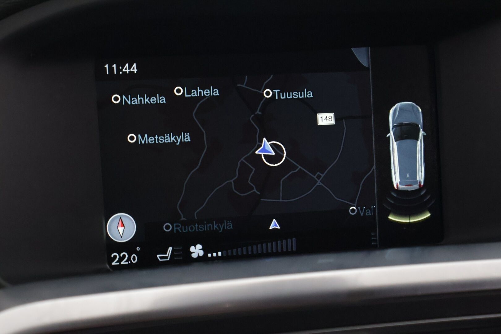 Volvo V60 2014 D4 Business - Vetokoukku | Webasto | Vakkari | Tutka | Navi