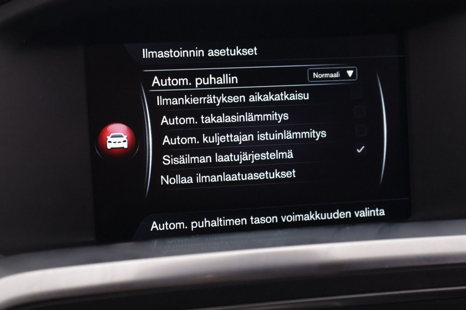 Volvo V60 2014 D4 Business - Vetokoukku | Webasto | Vakkari | Tutka | Navi