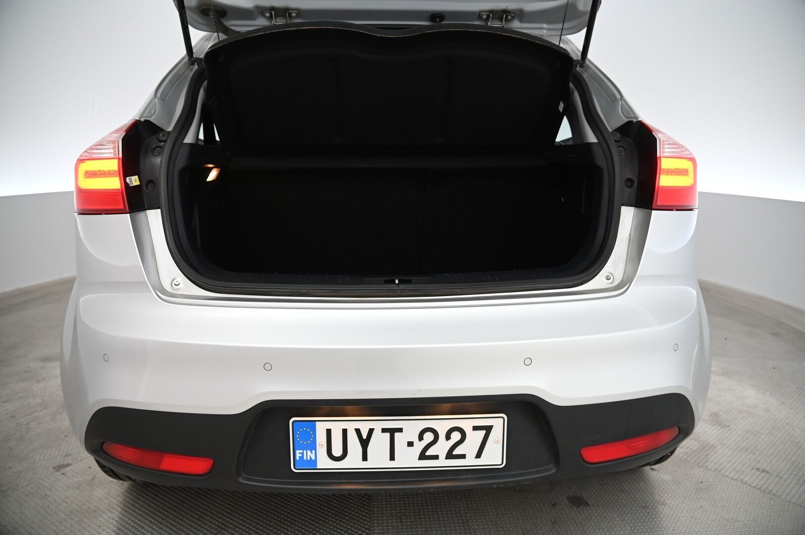 Kia Rio 2014 1,4 ISG EX 5D EcoDynamics *MYYDÄÄN HUUTOKAUPPA.COM*