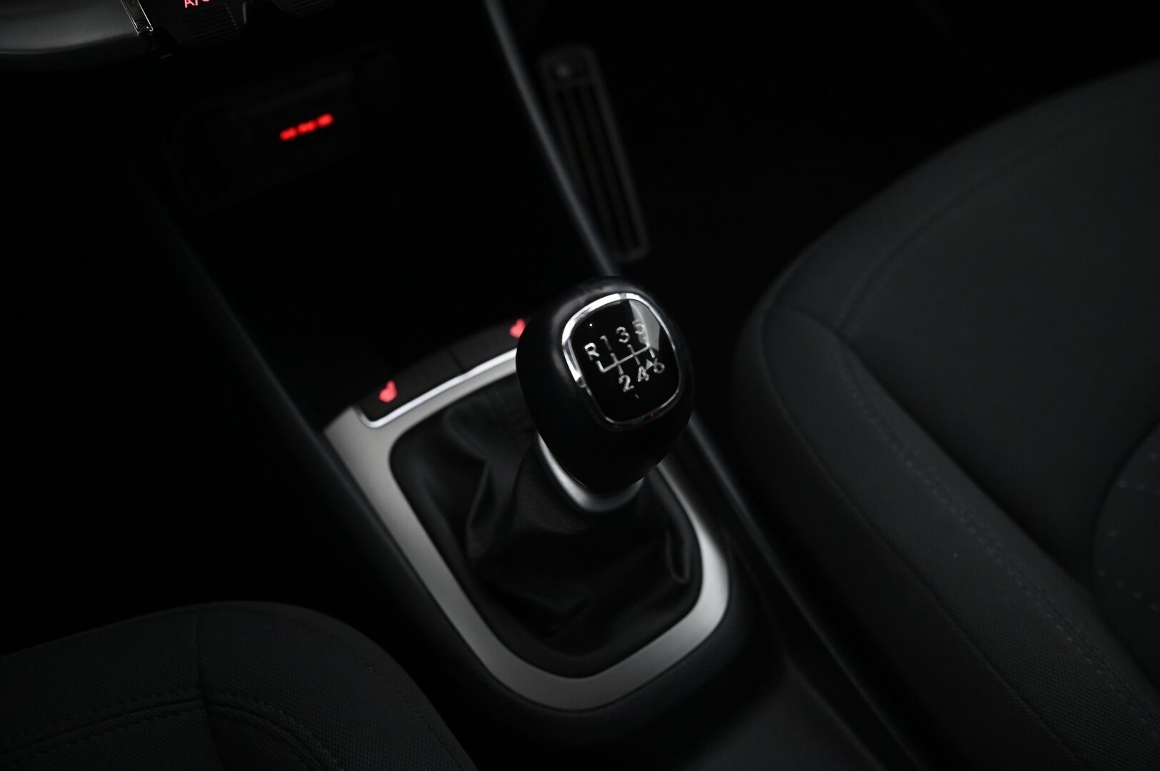Kia Rio 2014 1,4 ISG EX 5D EcoDynamics *MYYDÄÄN HUUTOKAUPPA.COM*