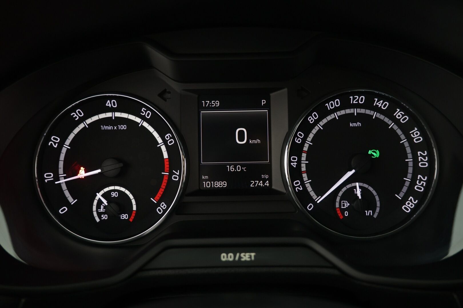 Skoda Octavia 2015 2,0 TSI RS DSG Autom. / ACC / Bluetooth / Keyless / P. tutkat - 1-om. / Suomi-auto / Huippu renkaat