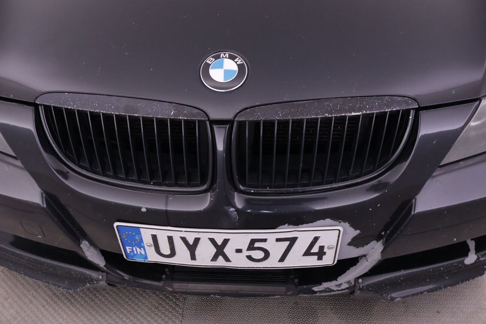 BMW 320D 2006 - YritysOutlet - Myydään vain yrityksille - | Koukku alletaittuva | Premium Audio | Prof.Nav | Urheiluistuimet | Lohko | 8kk leimaa |