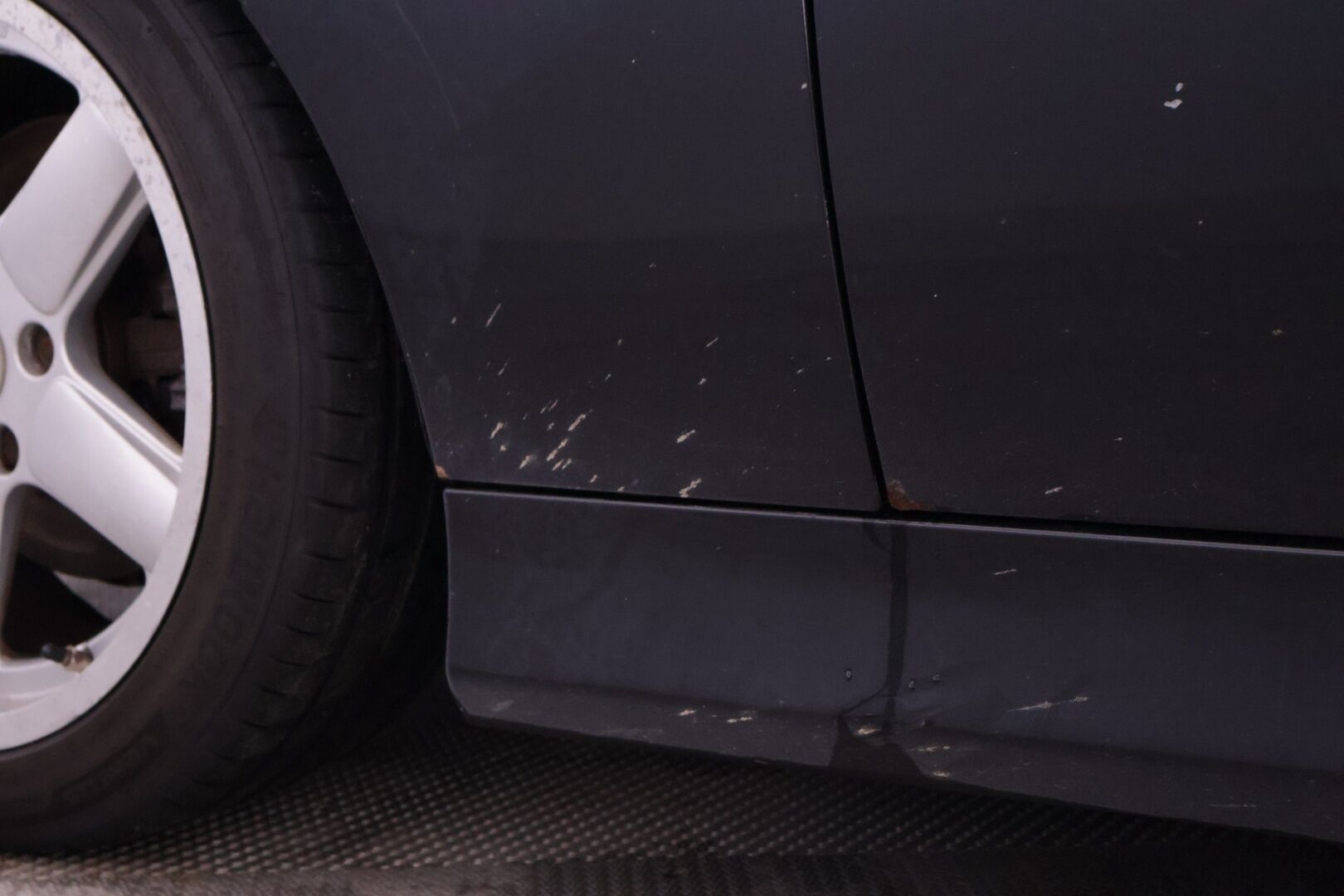 BMW 320D 2006 - YritysOutlet - Myydään vain yrityksille - | Koukku alletaittuva | Premium Audio | Prof.Nav | Urheiluistuimet | Lohko | 8kk leimaa |