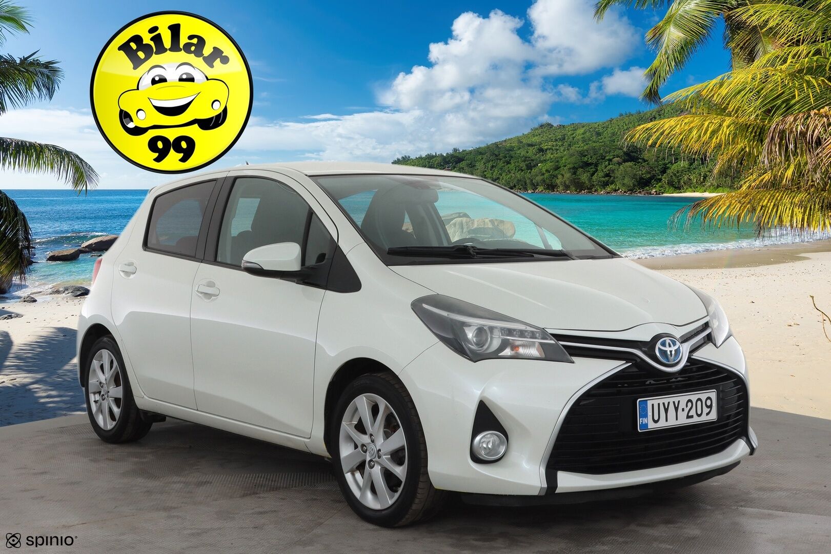 Toyota Yaris 2015 1,5 Hybrid Style * Navi / Facelift / P.kamera / Vakkari / Bluetooth / Penkinlämmittimet / Puolinahat * - Suomi-auto / Kahdet renkaat aluvanteilla - HULLUT AVAJAISHULINAT KORKOTARJOUS 3,29 %