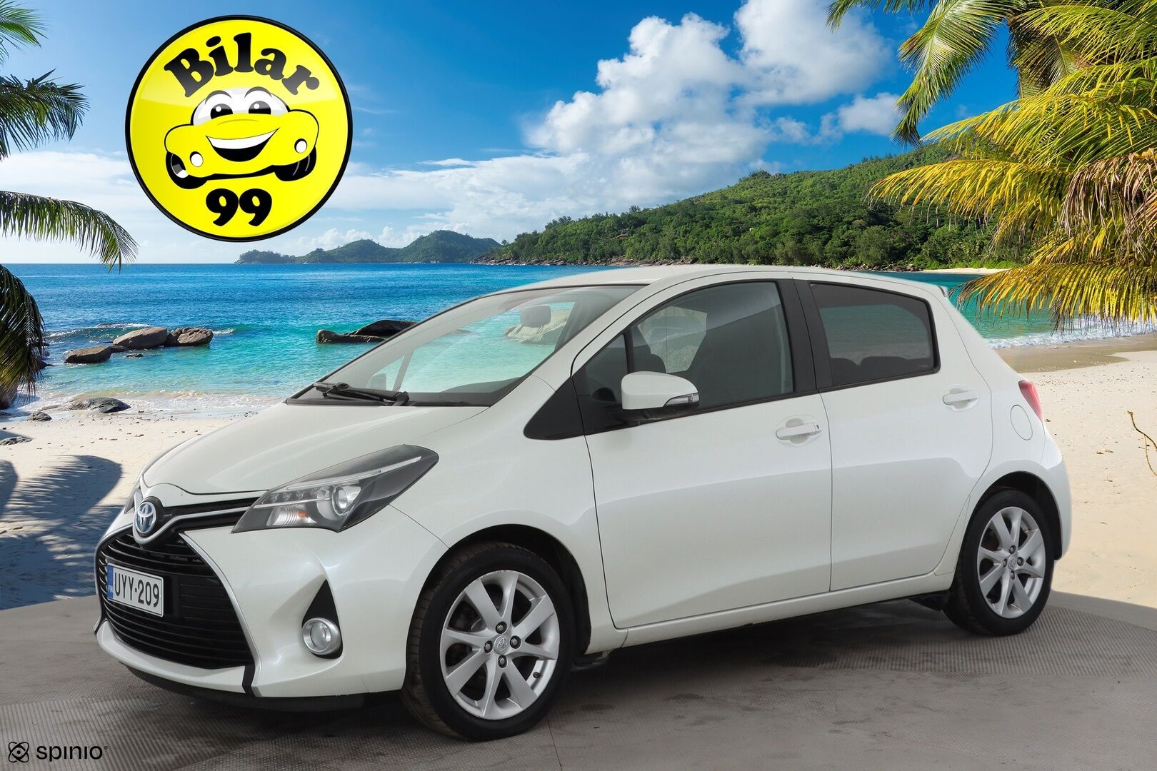Toyota Yaris 2015 1,5 Hybrid Style * Navi / Facelift / P.kamera / Vakkari / Bluetooth / Penkinlämmittimet / Puolinahat * - Suomi-auto / Kahdet renkaat aluvanteilla - HULLUT AVAJAISHULINAT KORKOTARJOUS 3,29 %
