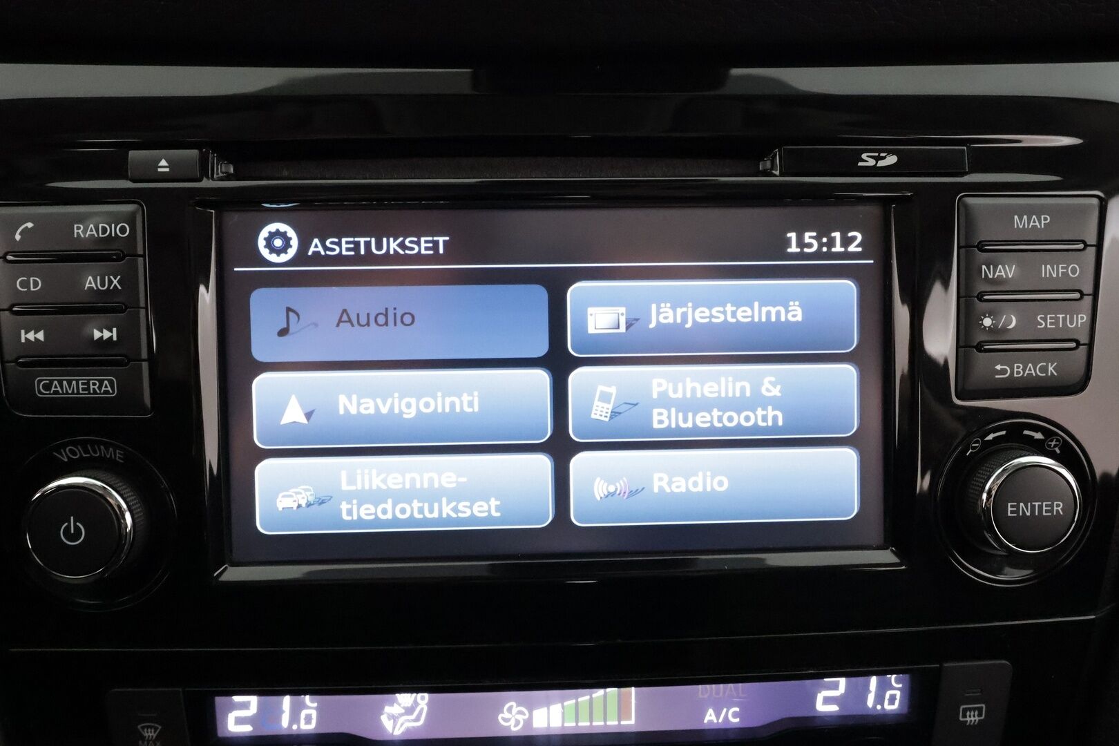 Nissan X-Trail 2015 DIG-T 163 Tekna 2WD 6 MT 7 Seats E6 * Sisätilanlämmitin / Kaistavahti / Navi / Panorama / Nahkaverhoilu / Keyless * - LED / 360° Kamera / Suomi-auto / Kahdet renkaat - HULLU BLACKWEEK KORKOTARJOUS 2,49%