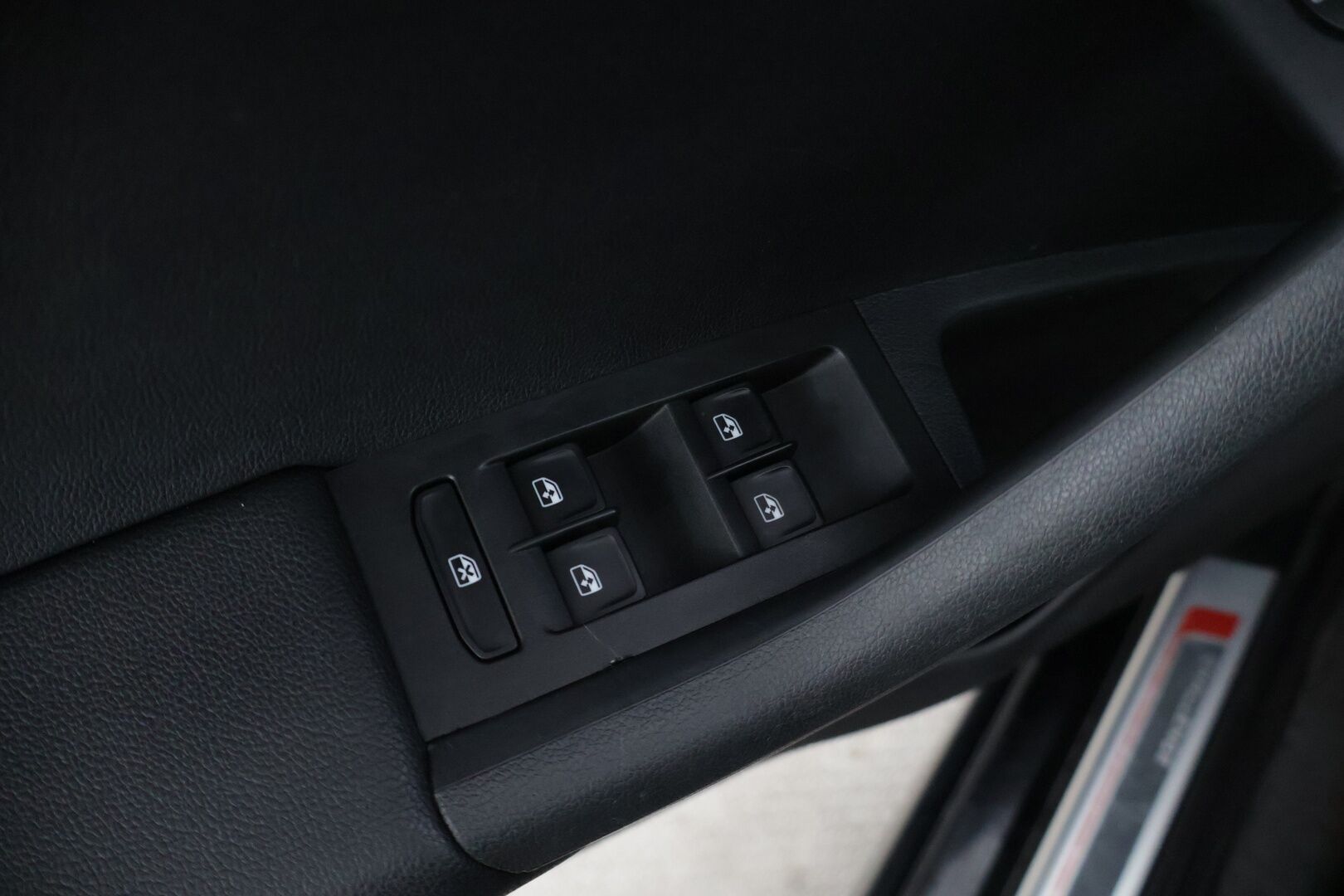 Skoda Octavia 2015 Combi 2,0 TSI RS DSG Autom * Suomi-auto / ACC / Webasto / Tutkat / Kessy / Lämm. tuulilasi / Sporttipenkit * - * Sporttinen juuri huollettu farmari seuraavalle! Kahdet asialliset renkaat ja vanteet, kovat varusteet! * - HULLUT VÄLIPÄIVÄT KORKOTARJOUS 2,49%