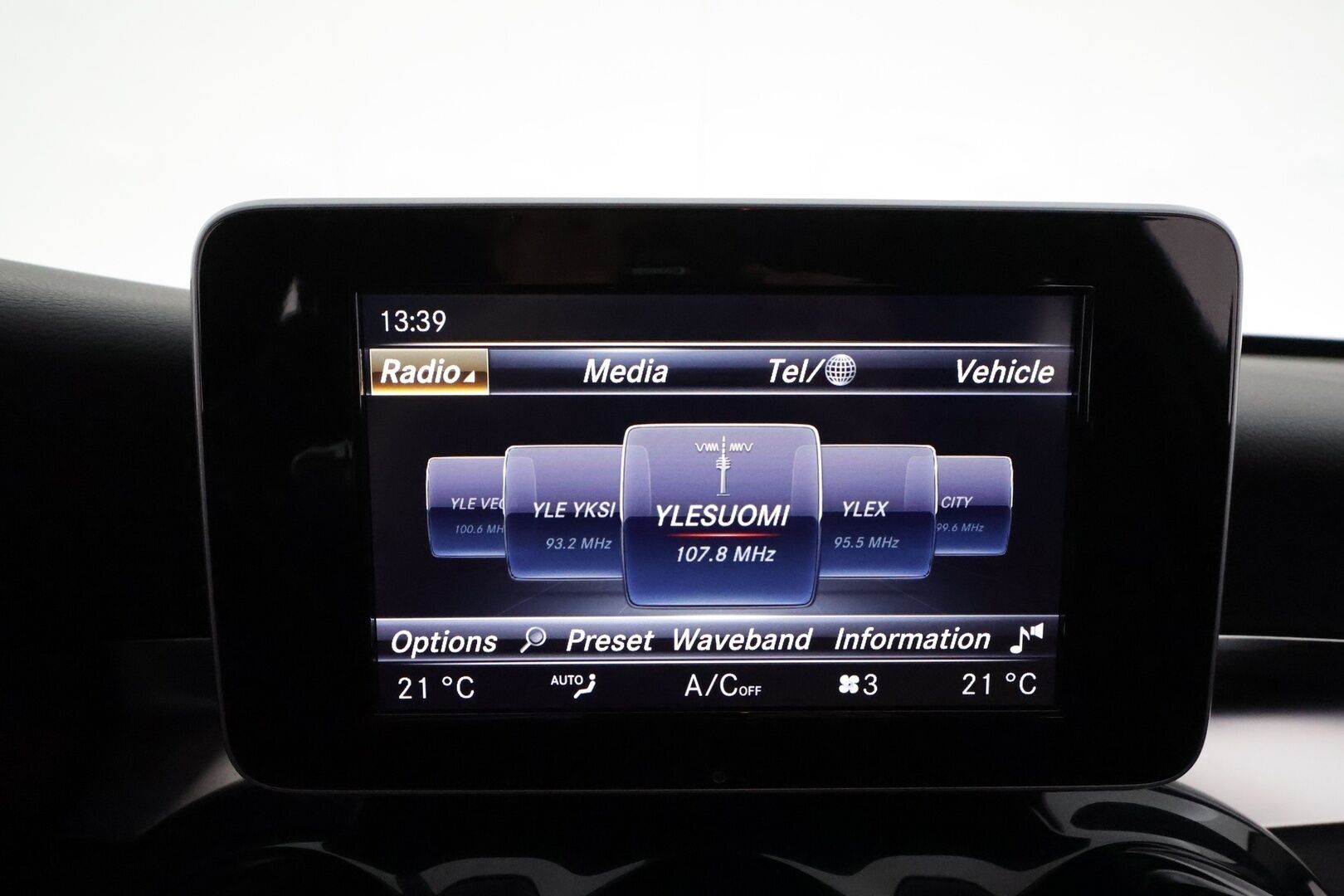 Mercedes-Benz C 2016 200 4Matic A AMG Premium Edition - | Juuri katsastettu | Webasto | Vakkari | ILS-LED | P.tutkat | Sporttipenkit | Koukku | 2x renkaat&vanteet |