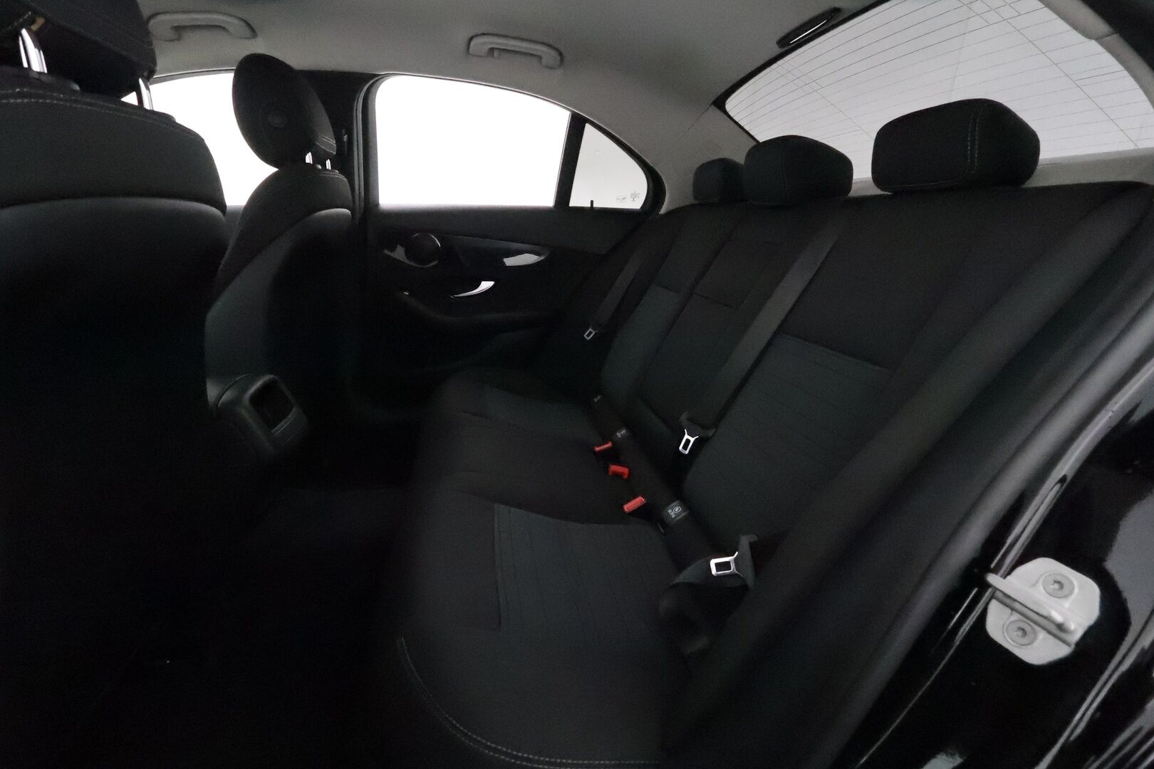 Mercedes-Benz C 2016 200 4Matic A AMG Premium Edition *Webasto / Vakkari / ILS-LED / P.tutkat / Sporttipenkit / Koukku* - Suomi-auto / Kahdet renkaat aluvanteilla 