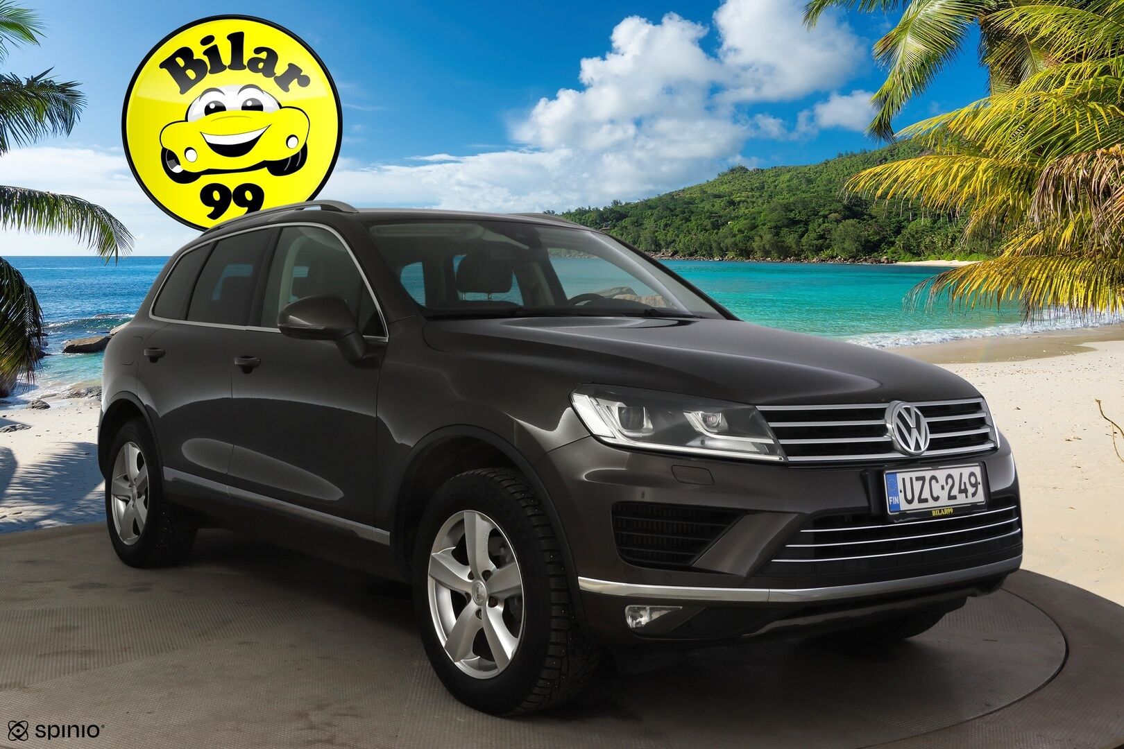 Volkswagen Touareg 2016 3,0 V6 TDI 150 kW (204 hv) 4MOTION Tiptronic-automaatti * Suomiauto / Webasto / P.Kamera / Vetokoukku / Navi * - *Vetomassa 3500kg / Muistipenkki / Kahdet renkaat vanteilla / Rautajousilla!*