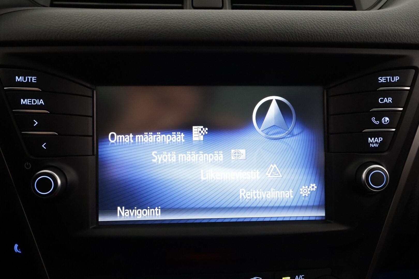 Toyota Avensis 2016 1,8 Valvematic Premium Touring Sports Multidrive S - | 1 Omistajalta | Merkkihuollettu | Nahat | Muistipenkki | Lasikatto | LED | Navi | Vakkari | Lohko | P.Kamera | Suomi-auto | Kahdet Renkaat |