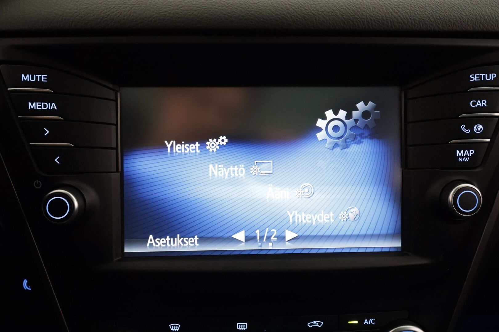 Toyota Avensis 2016 1,8 Valvematic Premium Touring Sports Multidrive S - | 1 Omistajalta | Merkkihuollettu | Nahat | Muistipenkki | Lasikatto | LED | Navi | Vakkari | Lohko | P.Kamera | Suomi-auto | Kahdet Renkaat |