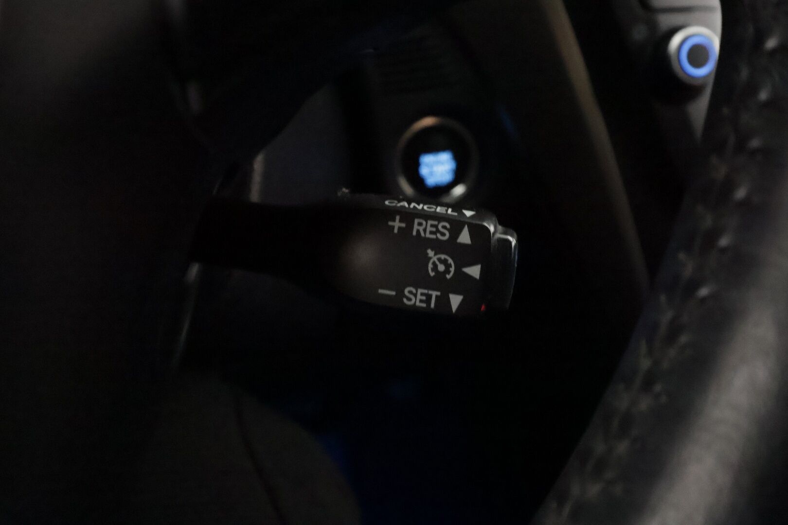 Toyota Avensis 2016 1,8 Valvematic Premium Touring Sports Multidrive S - | 1 Omistajalta | Merkkihuollettu | Nahat | Muistipenkki | Lasikatto | LED | Navi | Vakkari | Lohko | P.Kamera | Suomi-auto | Kahdet Renkaat |