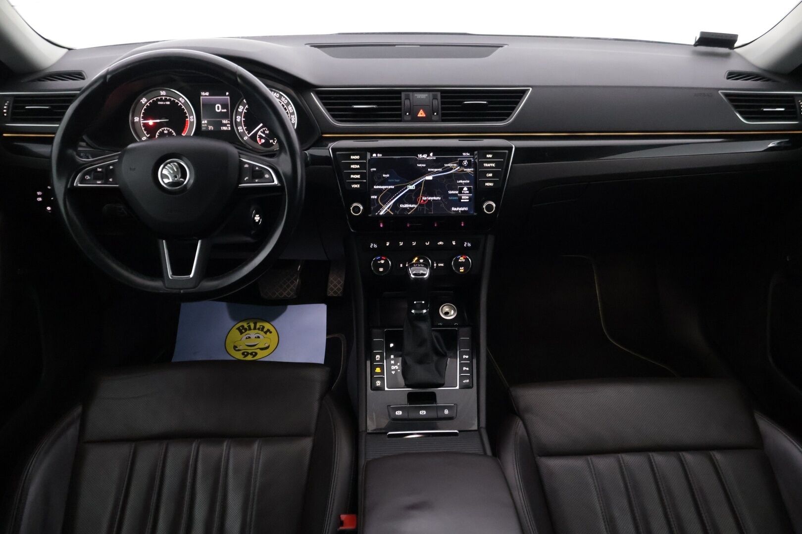 Skoda Superb 2016 2.0 TDI 190 4x4 L&K DSG Aut. - | ACC | Webasto | Muistipenkki | P-Kamera | S-Koukku | Tutkat | Navi | Panorama | Kessy | Ambient | Ilmastoidut Sporttinahat | S-Luukku |