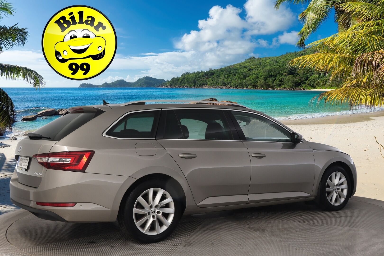 Skoda Superb 2016 Combi 2,0 TDI 150 Style DSG Autom * Webasto / Adaptiivinen vakionopeudensäädin / Canton / S-luukku / Nahka - Alcantara - Suomi-Auto / 2x Avain / 2x Renkaat & Vanteet / kaukovaloautomatiikka