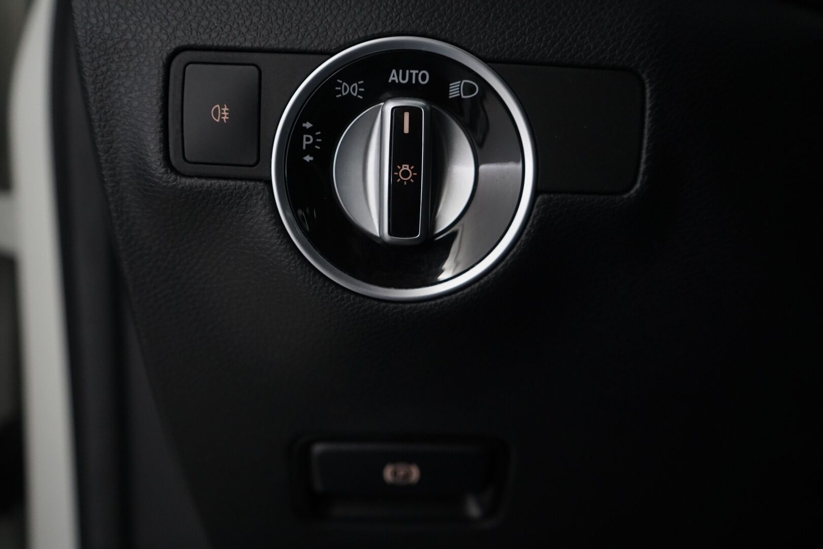 Mercedes-Benz B 2015 180 d A Premium Business - Ennakkomyynnissä! - HULLUT JOULUT KORKOTARJOUS 2,49% 