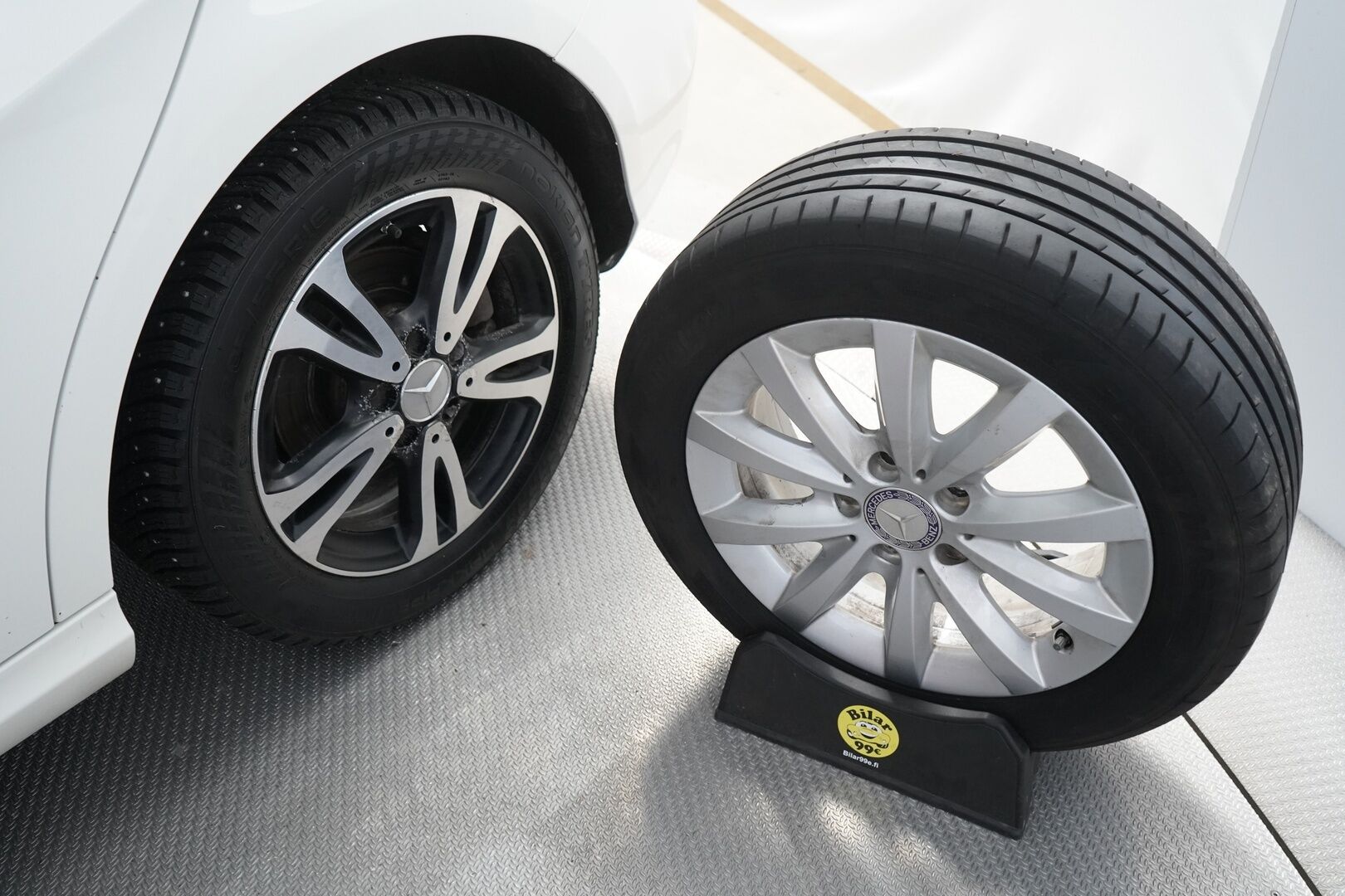 Mercedes-Benz B 2015 180 d A Premium Business - Ennakkomyynnissä! - HULLUT JOULUT KORKOTARJOUS 2,49% 