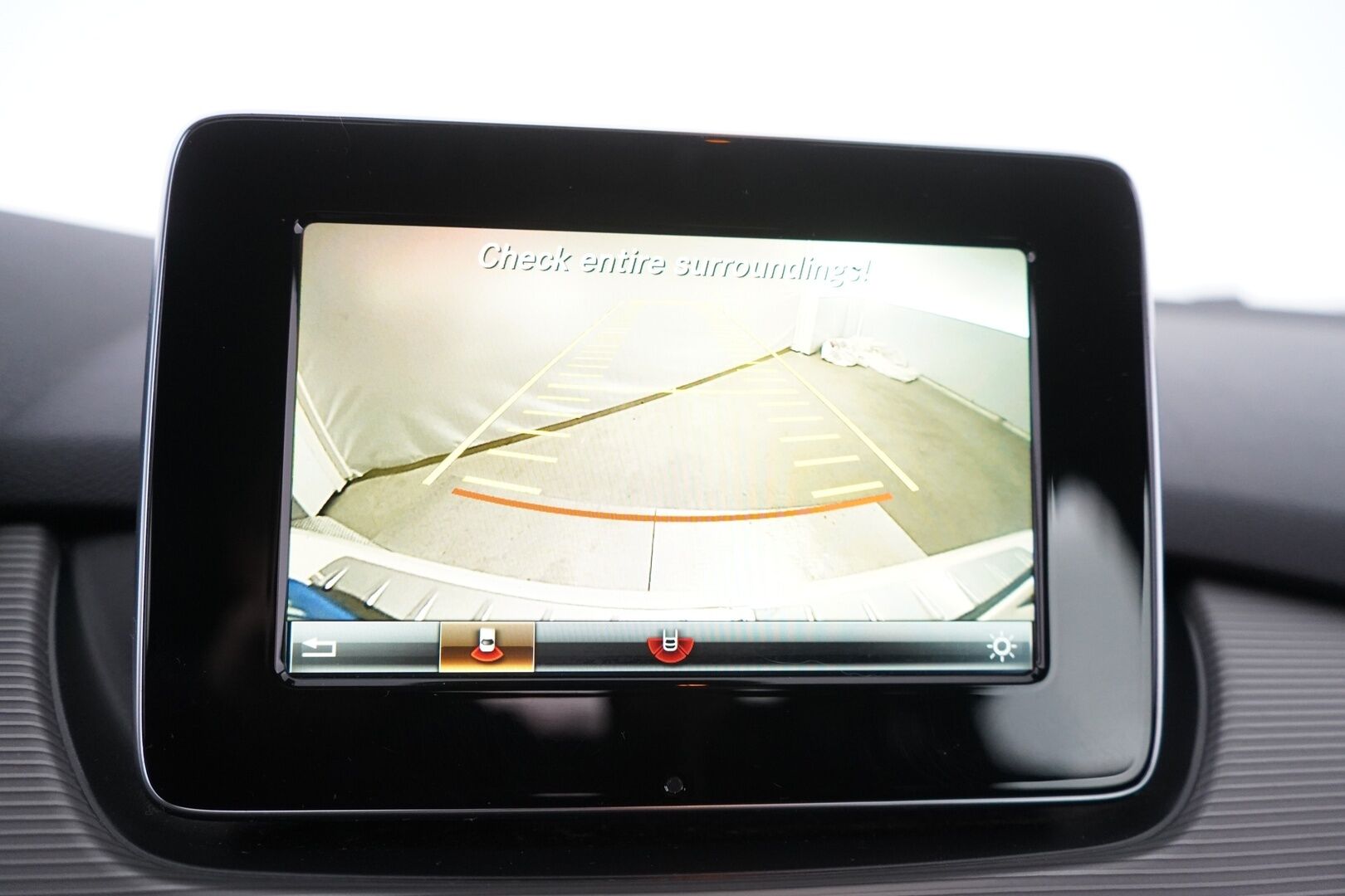 Mercedes-Benz B 2015 180 d A Premium Business *Webasto / Kamera /  Bluetooth / Vakionopeudensäädin* - Suomi-auto / Juuri katsastettu ja huollettu / Kahdet OEM Vanteet