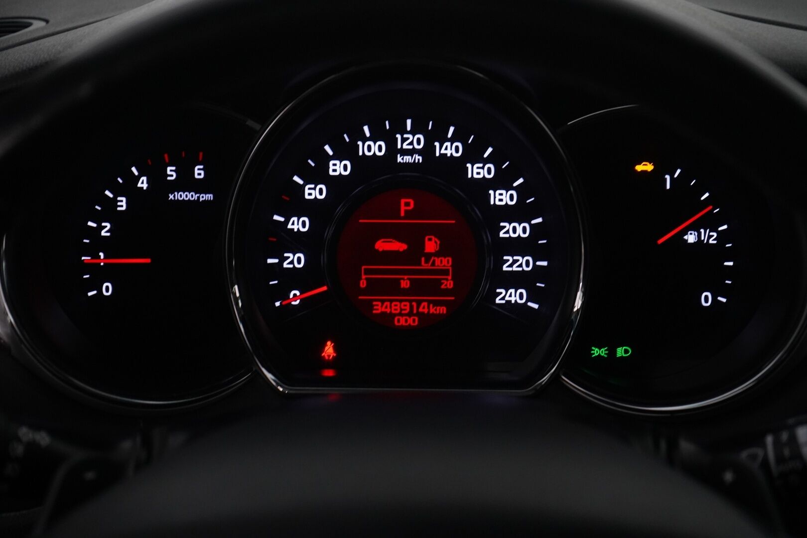 Kia cee'd 2015 1,6 CRDi ISG 136hv EX SW DCT A/T Ecodynamics - Auto matkalla myymälään! - HULLUT JOULUT KORKOTARJOUS 2,49% 