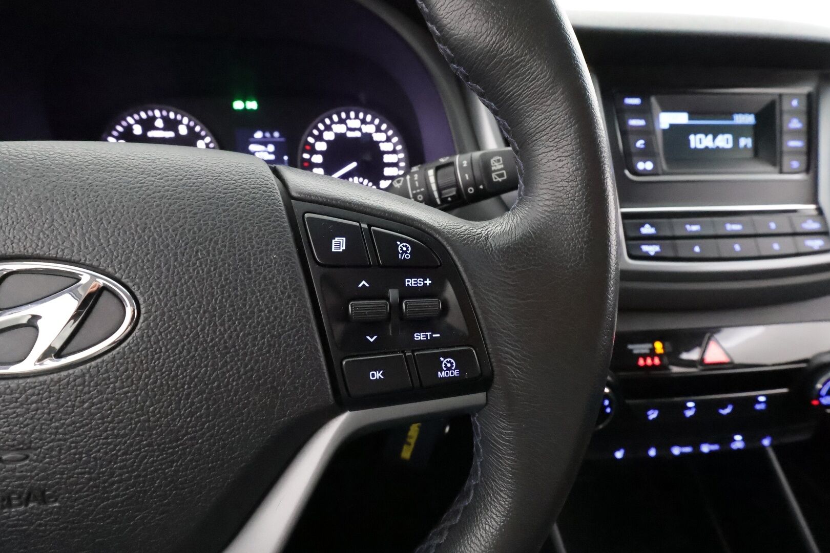 Hyundai Tucson 2016 1,6 6MT ISG Classic Business - * P.Tutka | Vakkari | Bluetooth | Ratinlämmitin | Suomi-auto | Taloudellinen | Kahdet renkaat aluvanteilla * 