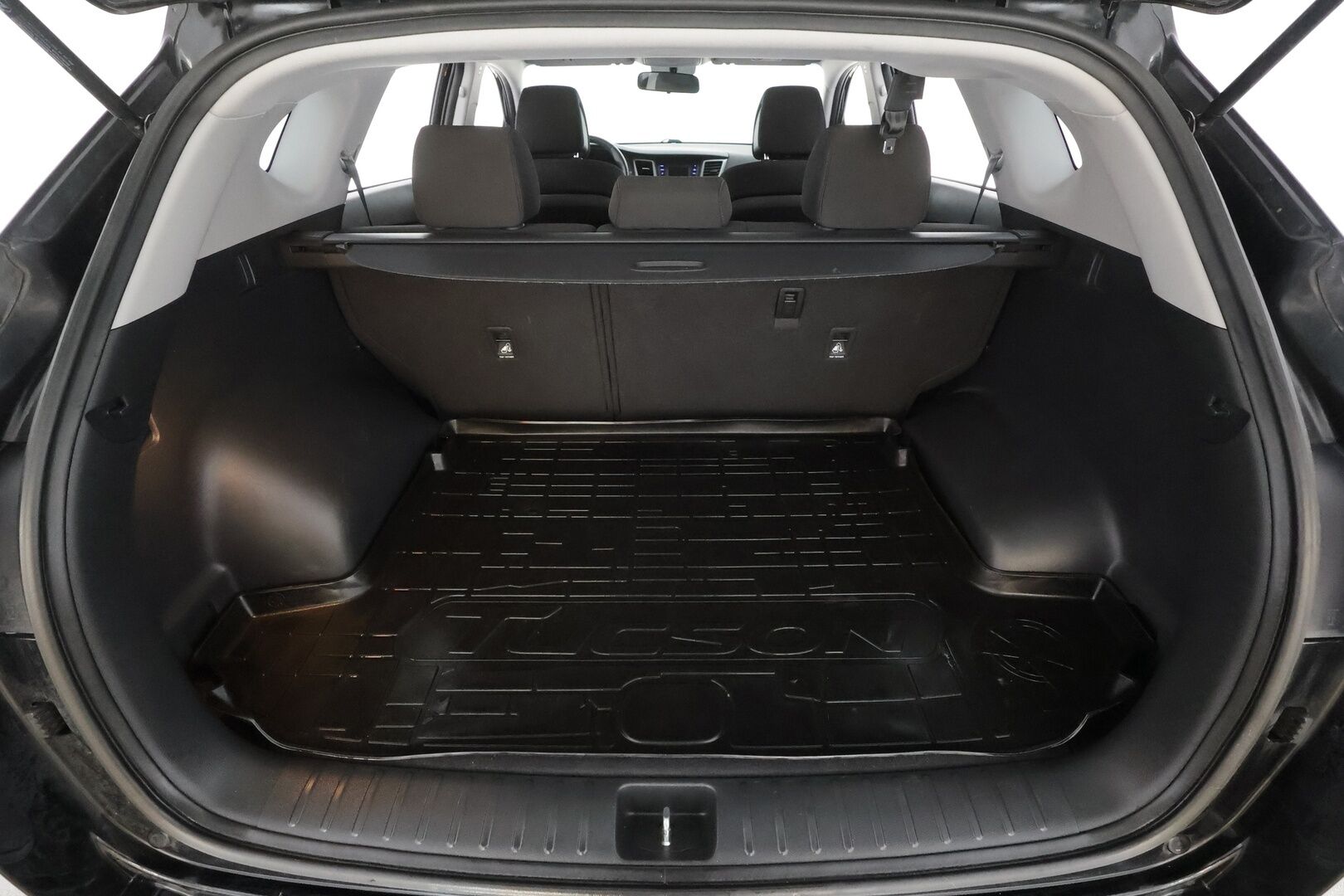 Hyundai Tucson 2015 1,6 6MT ISG Classic Business * P.Tutka / Vakkari / Bluetooth / Ratinlämmitin / Kahdet renkaat aluvanteilla * - Suomi-auto 