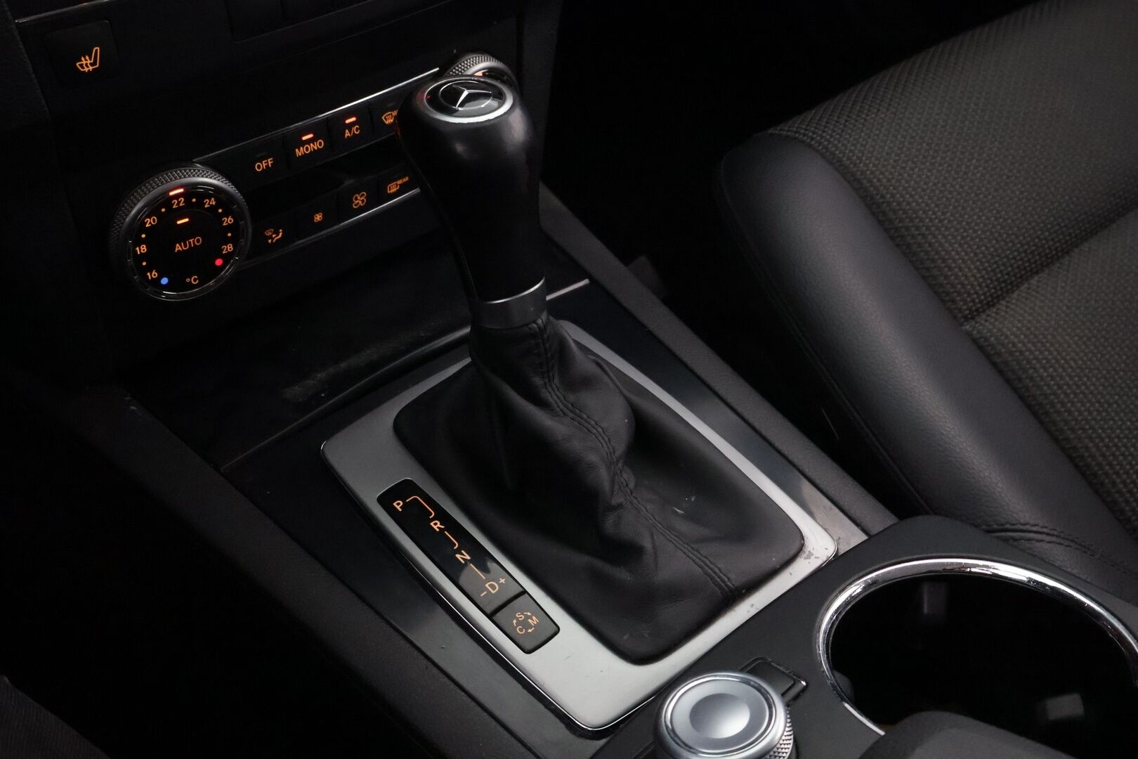 Mercedes-Benz GLK 2009 220 CDI BE 4Matic A Premium Business - YritysOutlet - Myydään vain yrityksille - - YritysOutlet - Myydään vain yrityksille