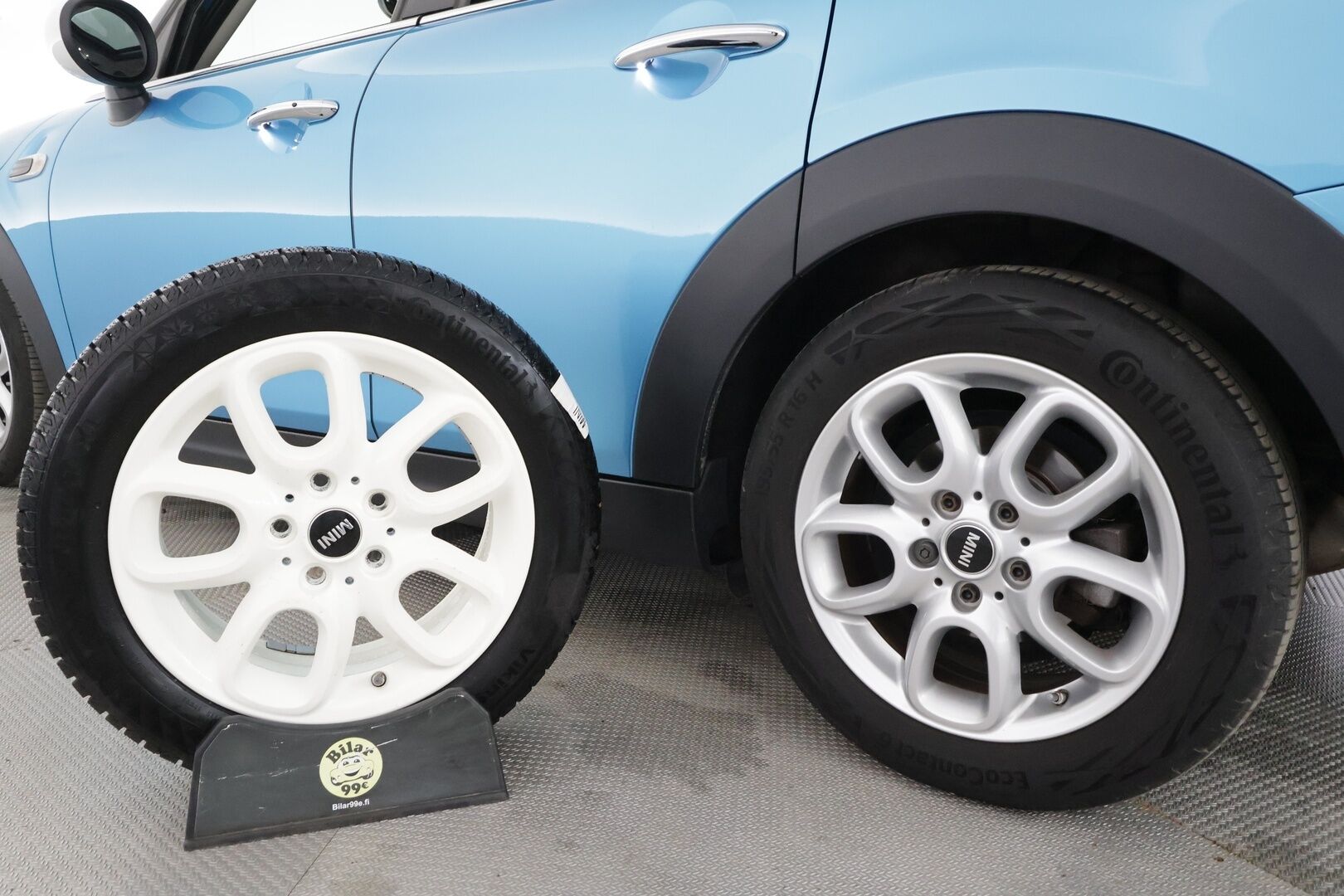 MINI Hatchback 2016 5-ovinen Cooper Business - | Vakkari | Lohko | Adapt Jousitus | P.Tutka | HUD | Panorama | Sporttipenkit | H/K | LED | Suomi-auto | Merkkihuollettu | Kahdet Renkaat |