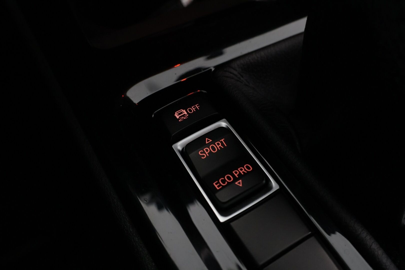 BMW X1 2016 F48 sDrive 18d A Business Sport * Sport istuimet / Vakkari / Sähkökontti / Koukku / Lohko+sisä / Led* - HULLUT AVAJAISHULINAT KORKOTARJOUS 3,29 %