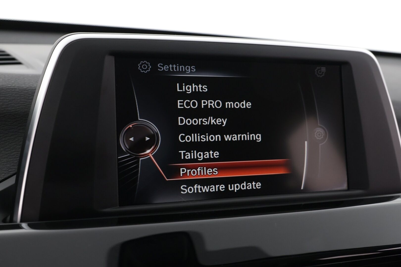 BMW X1 2016 F48 sDrive 18d A Business Sport *Koukku / Lohko+sisä / Led / Sporttipenkit*