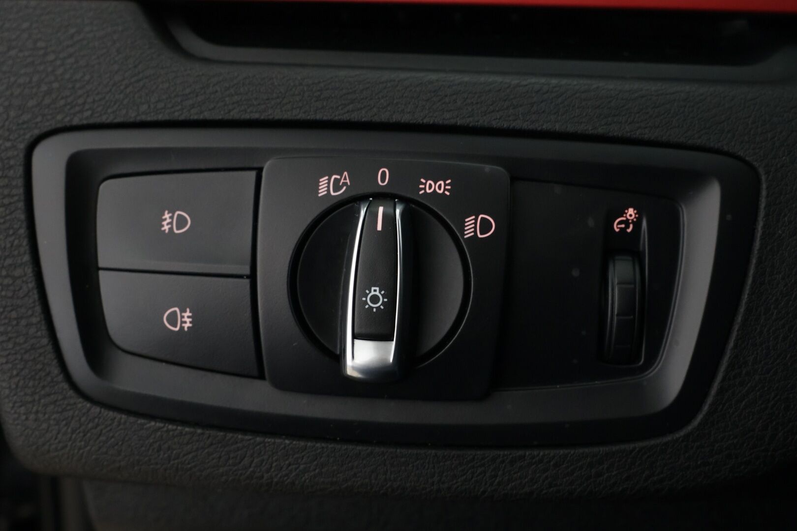 BMW X1 2016 F48 sDrive 18d A Business Sport * Sport istuimet / Vakkari / Sähkökontti / Koukku / Lohko+sisä / Led* - HULLUT AVAJAISHULINAT KORKOTARJOUS 3,29 %