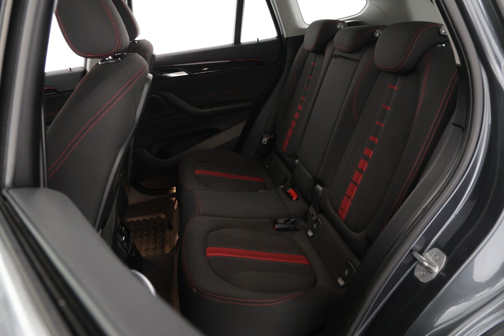 BMW X1 2016 F48 sDrive 18d A Business Sport * Sport istuimet / Vakkari / Sähkökontti / Koukku / Lohko+sisä / Led* - HULLUT AVAJAISHULINAT KORKOTARJOUS 3,29 %