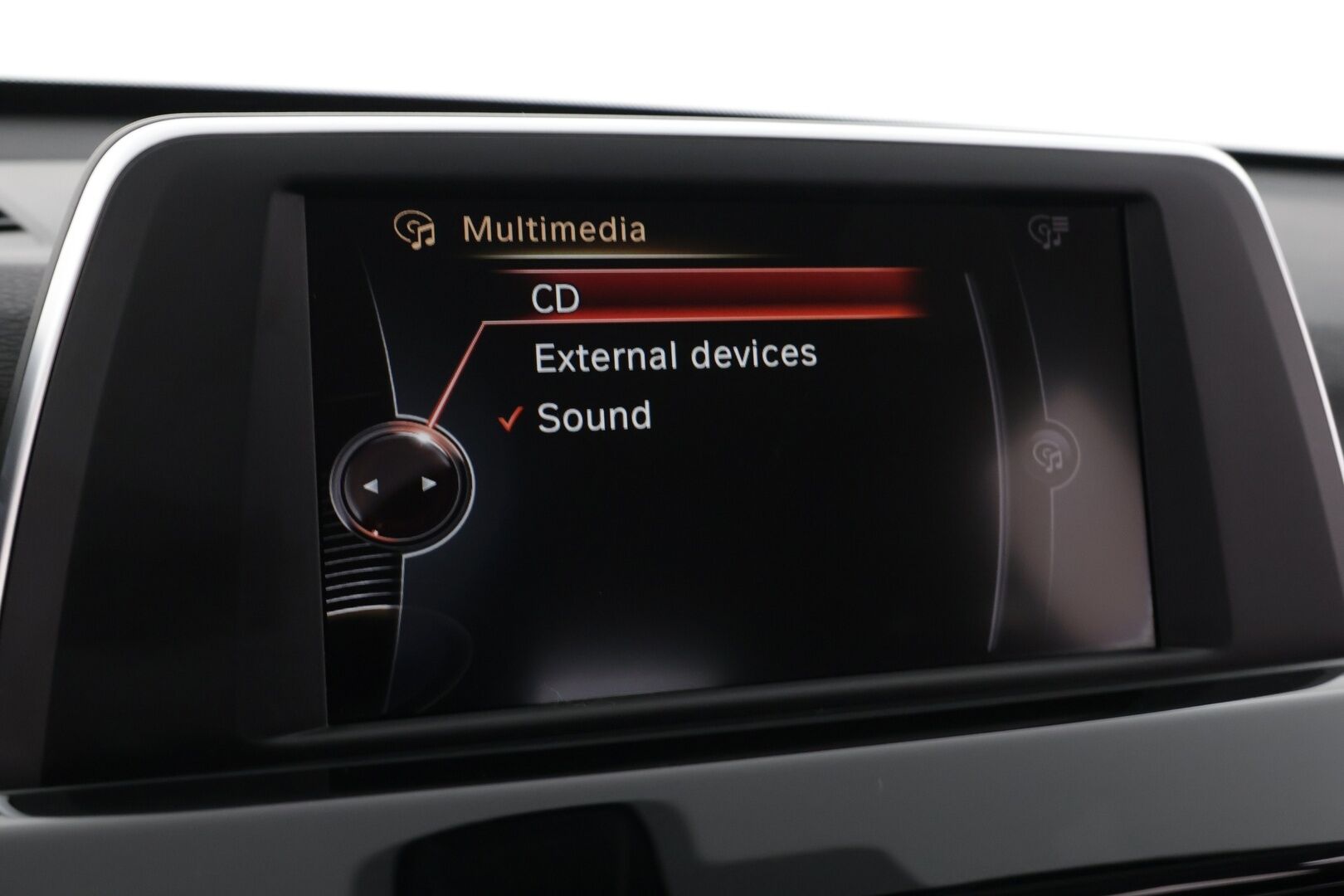 BMW X1 2016 F48 sDrive 18d A Business Sport *Koukku / Lohko+sisä / Led / Sporttipenkit*