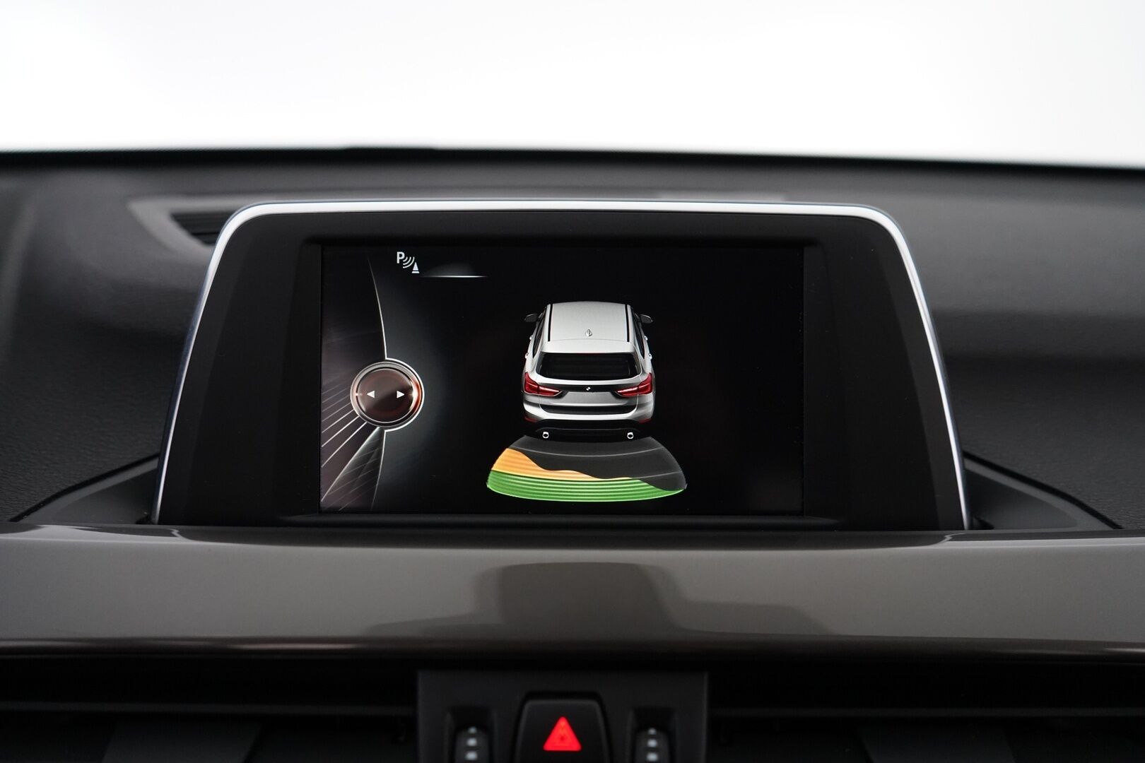 BMW X1 2016 F48 xDrive18d A Business xLine * Vakkari / Tutka / Koukku / Navi / Lohko * * - Suomi-auto / Kahdet renkaat alumiinivanteilla / Neliveto / Myydään juuri huollettuna!