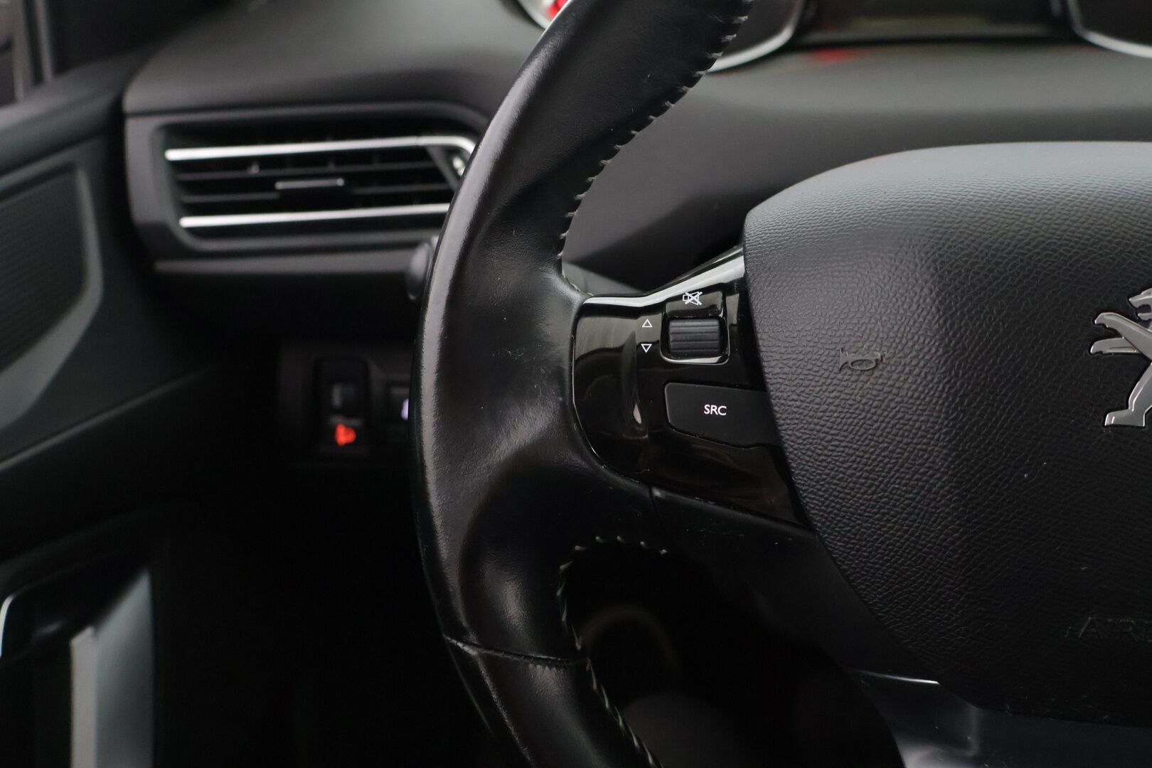 Peugeot 308 2017 SW Active PureTech 130 Automaatti - Vakkari | P.tutkat | Bluetooth | App Connect
