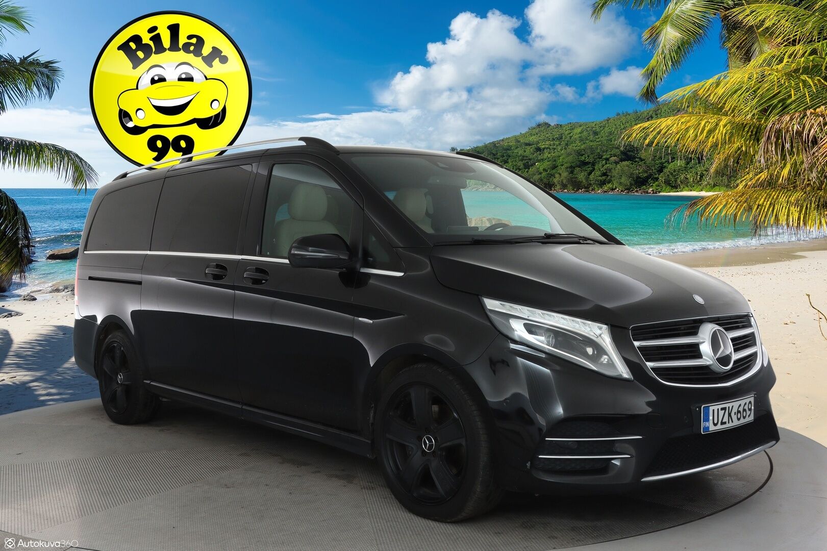 Mercedes-Benz V 2016 250CDI keskipitkä Premium Business AMG - 3,99 % KORKOTARJOUS TÄHÄN AUTOON - Webasto / Burmester / Vetokoukku / Distronic+ / Panorama / Peruutuskamera / ILS LED / Vaaleat Nahat / Vetokoukku / Supertuote!