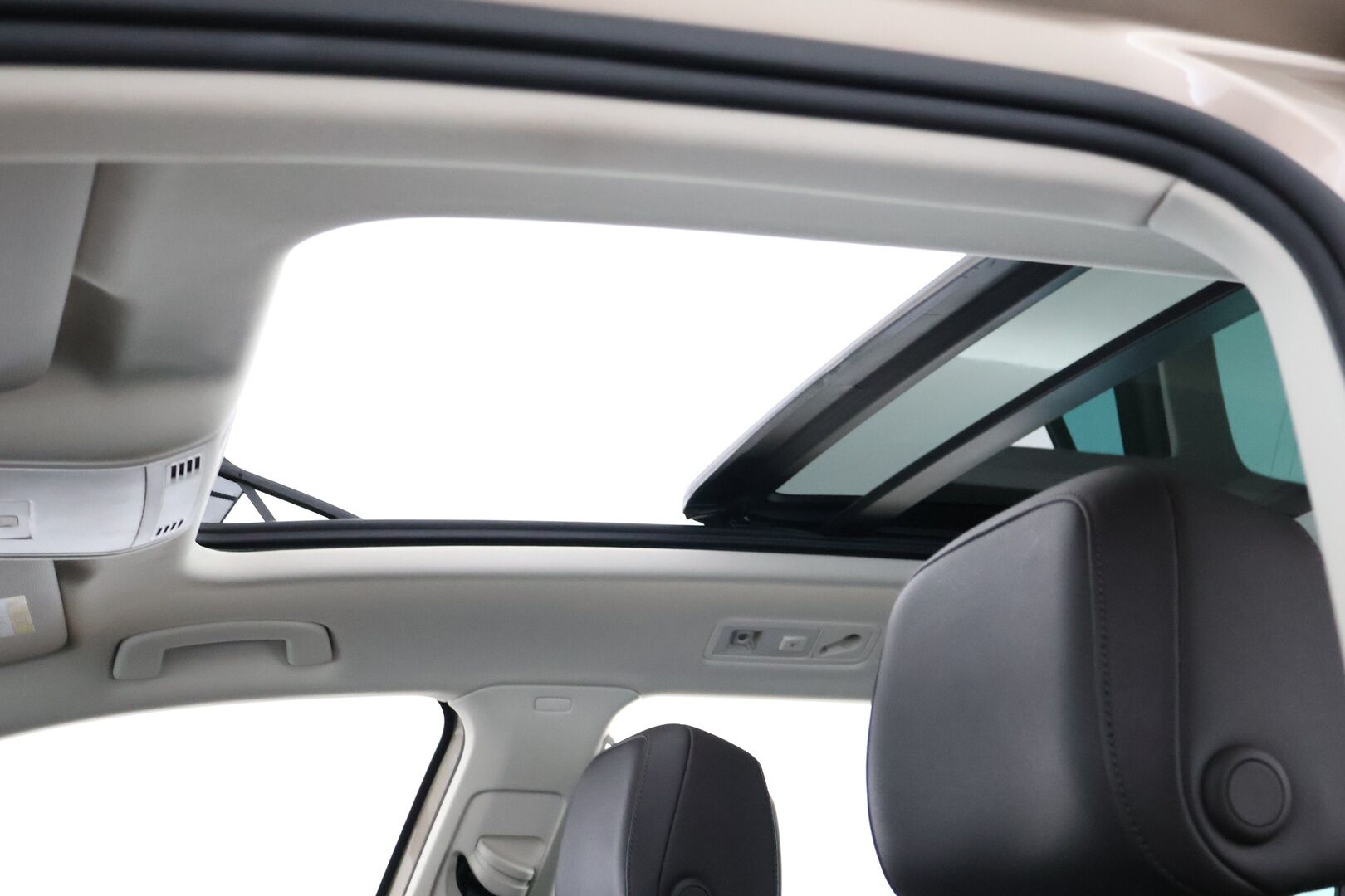 Volkswagen Passat 2017 Variant Highline 1,4 TSI 110 kW (150 hv) ACT DSG-automaatti - Suomiauto / Adapt.Vakkari / Digimittari / Nahka-Alcantara / Panorama / Navi / Vetokoukku / Lämmitettävä tuulilasi / Huippuvarusteet / Jakopää tehty!