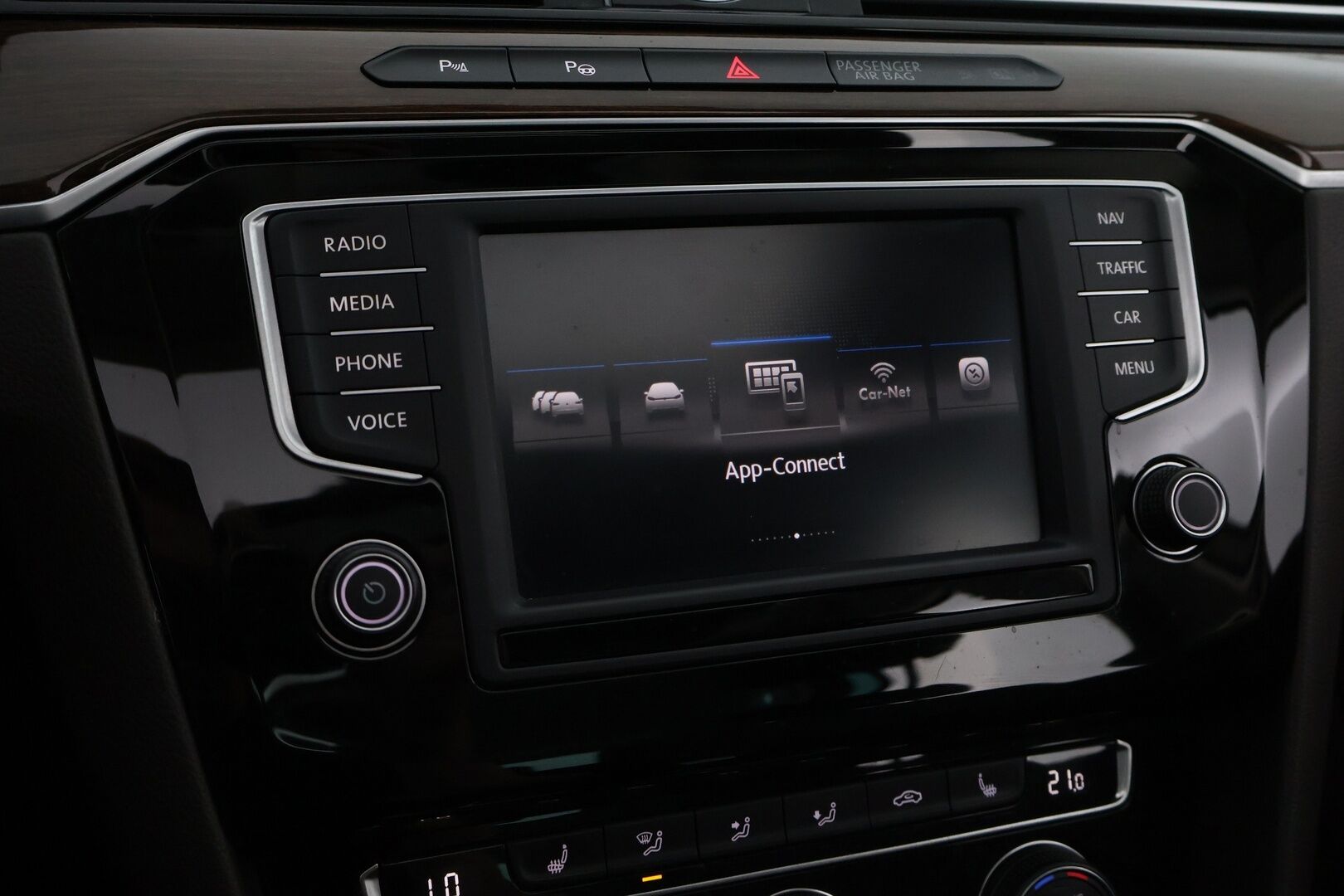 Volkswagen Passat 2017 Variant Highline 1,4 TSI 110 kW (150 hv) ACT DSG-automaatti - Suomiauto / Adapt.Vakkari / Digimittari / Nahka-Alcantara / Panorama / Navi / Vetokoukku / Lämmitettävä tuulilasi / Huippuvarusteet / Jakopää tehty!