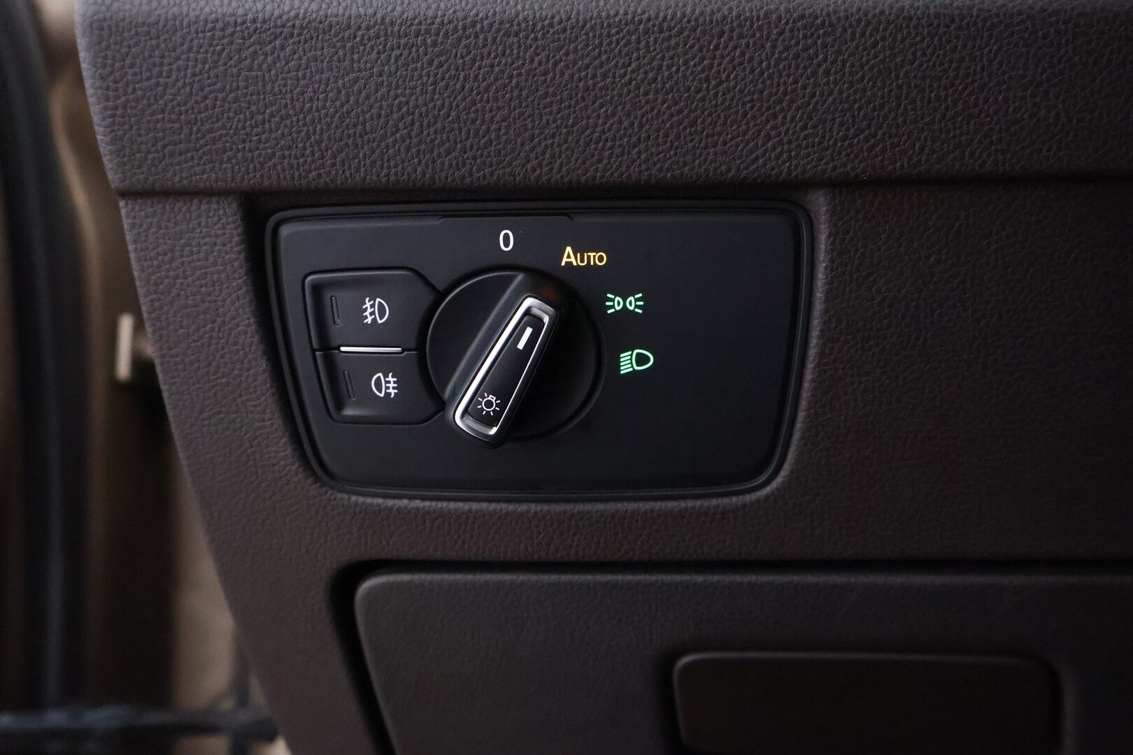 Volkswagen Passat 2017 Variant Highline 1,4 TSI 110 kW (150 hv) ACT DSG-automaatti - Suomiauto / Adapt.Vakkari / Digimittari / Nahka-Alcantara / Panorama / Navi / Vetokoukku / Lämmitettävä tuulilasi / Huippuvarusteet / Jakopää tehty!