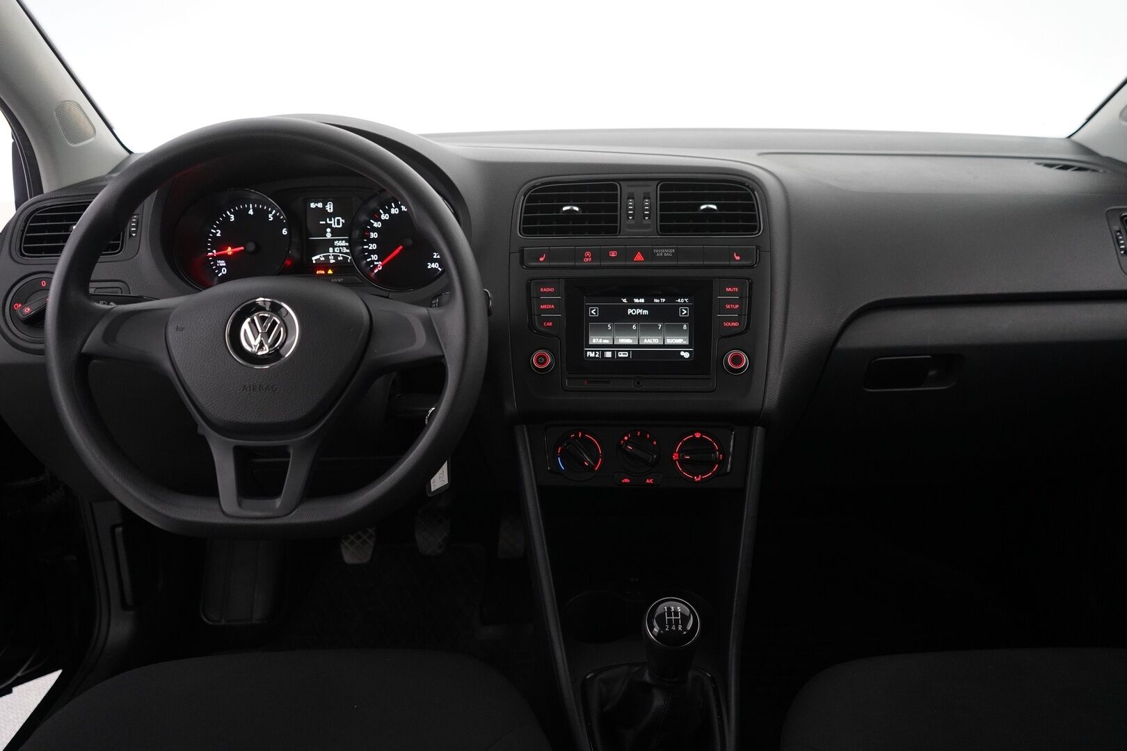 Volkswagen Polo 2016 Trendline 1,0 55 kW (75 hv) - Suomi-Auto / Kahdet renkaat - HULLUT JOULUT KORKOTARJOUS 2,49% 