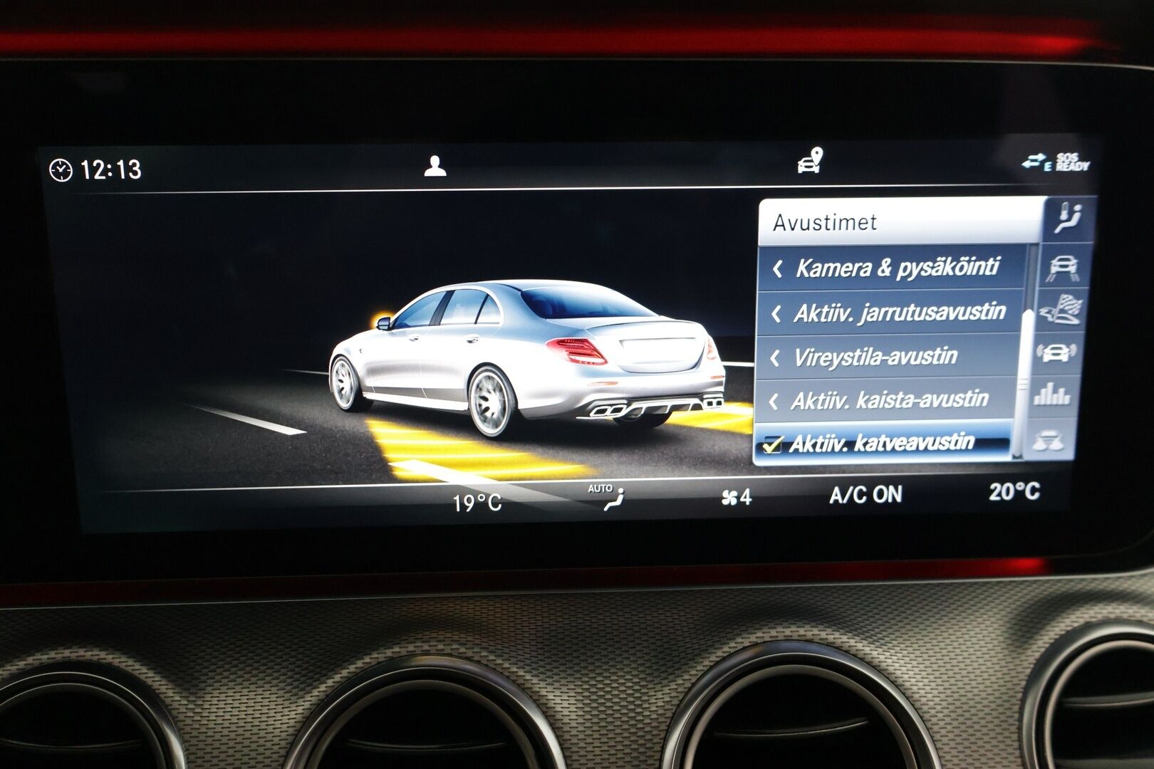 Mercedes-Benz E 2017 220d Premium Business**HUD / Widescreen / Webasto / Koukku / Adapt.Vakkari / Multibeam-LED / P.Kamera / Sporttipenkit** - Navi / Kaistavahti / Apple&Android / Suomi-auto / 2x Renkaat