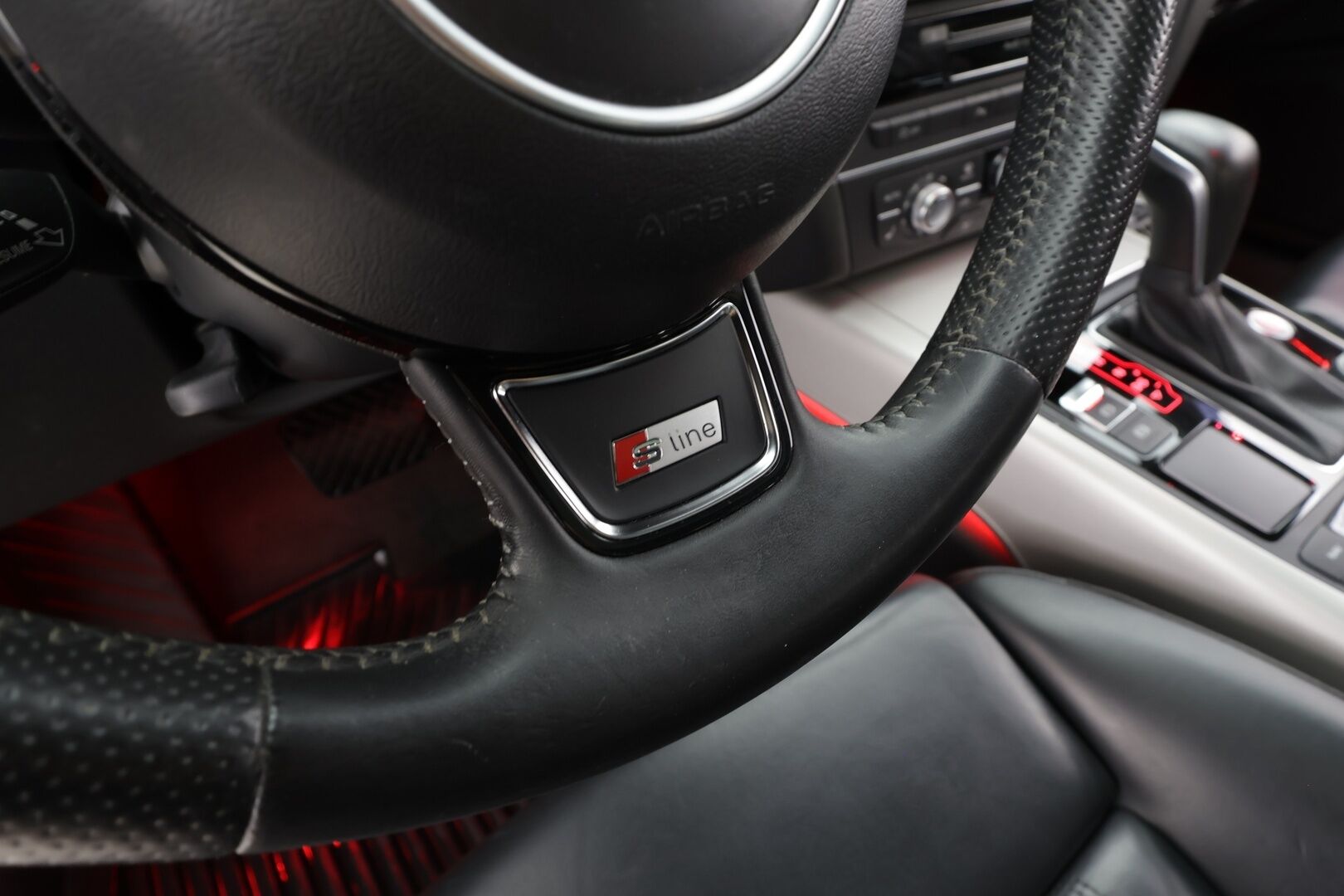 Audi A6 2016 Sedan Business 2,0 TFSI 185 kW quattro S tronic - | ACC | HUD | Facelift | LED | Sporttinahat sähköllä | Muistipenkki | Kattoluukku | Active Lane Assist | Side Assist  | BT | Audi Sound System | 