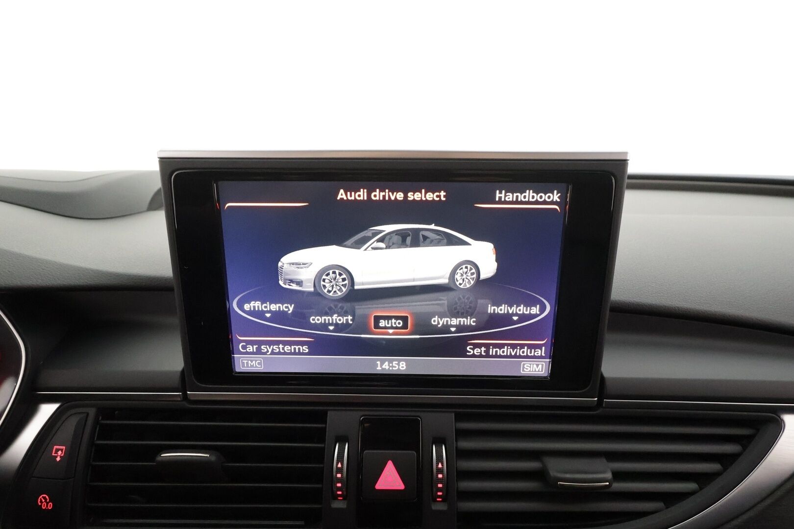 Audi A6 2016 Sedan Business 2,0 TFSI 185 kW quattro S tronic - | ACC | HUD | Facelift | LED | Sporttinahat sähköllä | Muistipenkki | Kattoluukku | Active Lane Assist | Side Assist  | BT | Audi Sound System | 