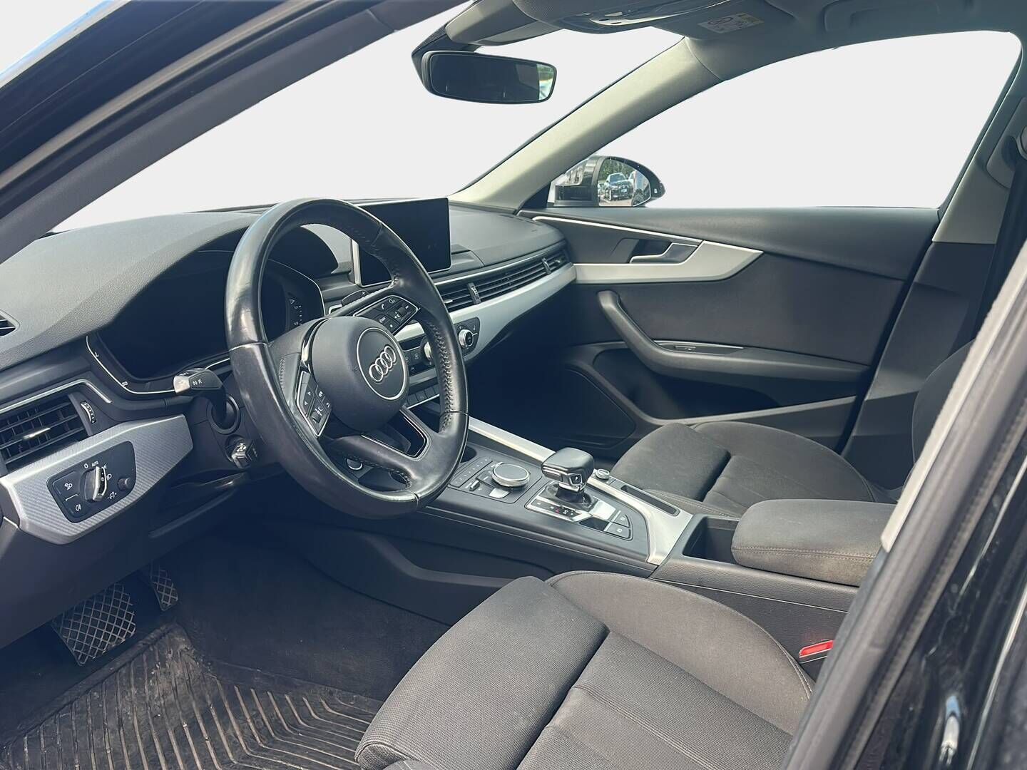 Audi A4 2017 Sedan Business Sport 2,0 TFSI 140 kW S tronic - | DIGIMITTARISTO! | BLIS! | KEYLESS! | LOHKO! |