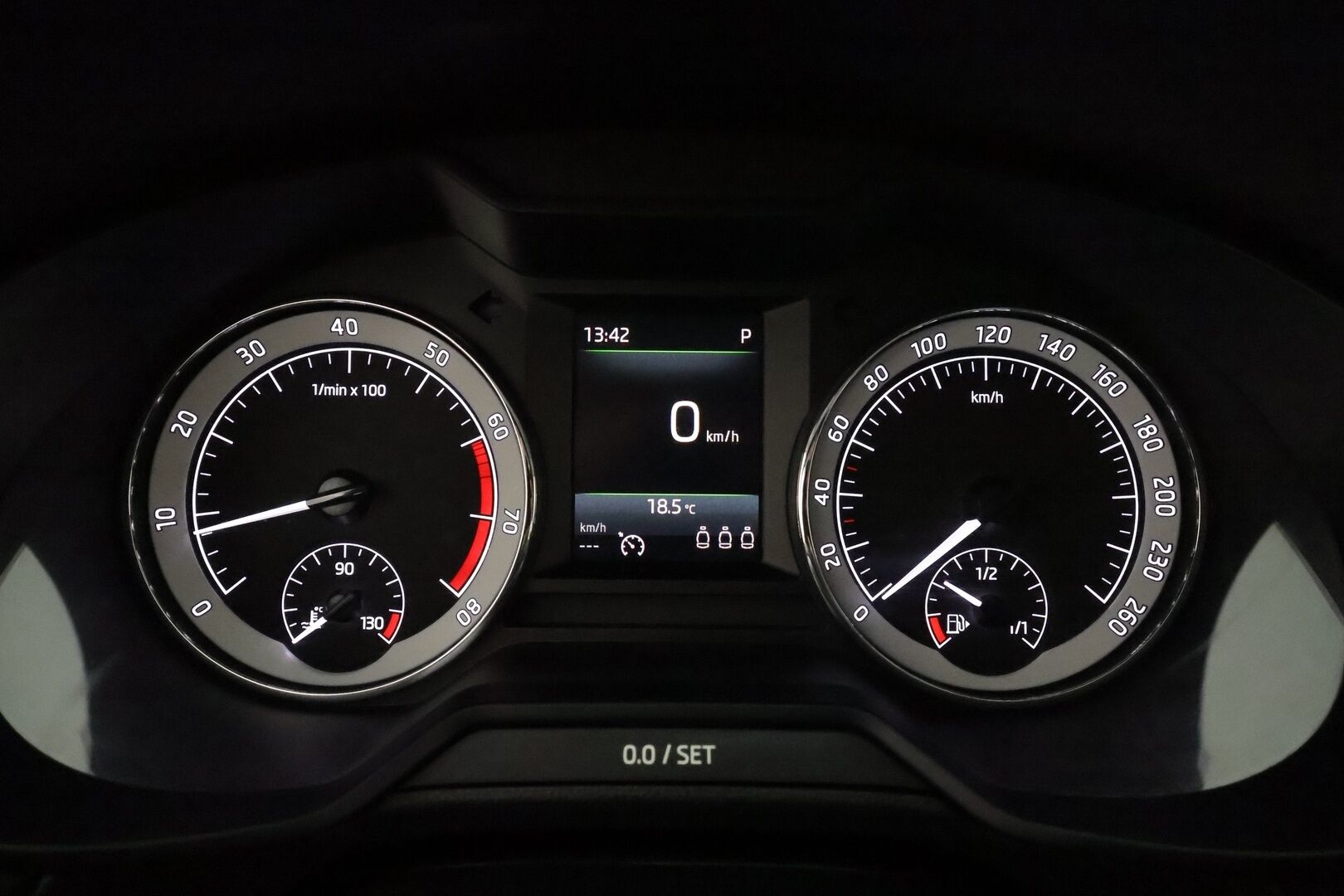 Skoda Octavia 2017 Combi 1,4 TSI Style DSG **Facelift / Webasto / Vakkari / Keyless / Apple&Android / P.kamera / Sähköluukku**