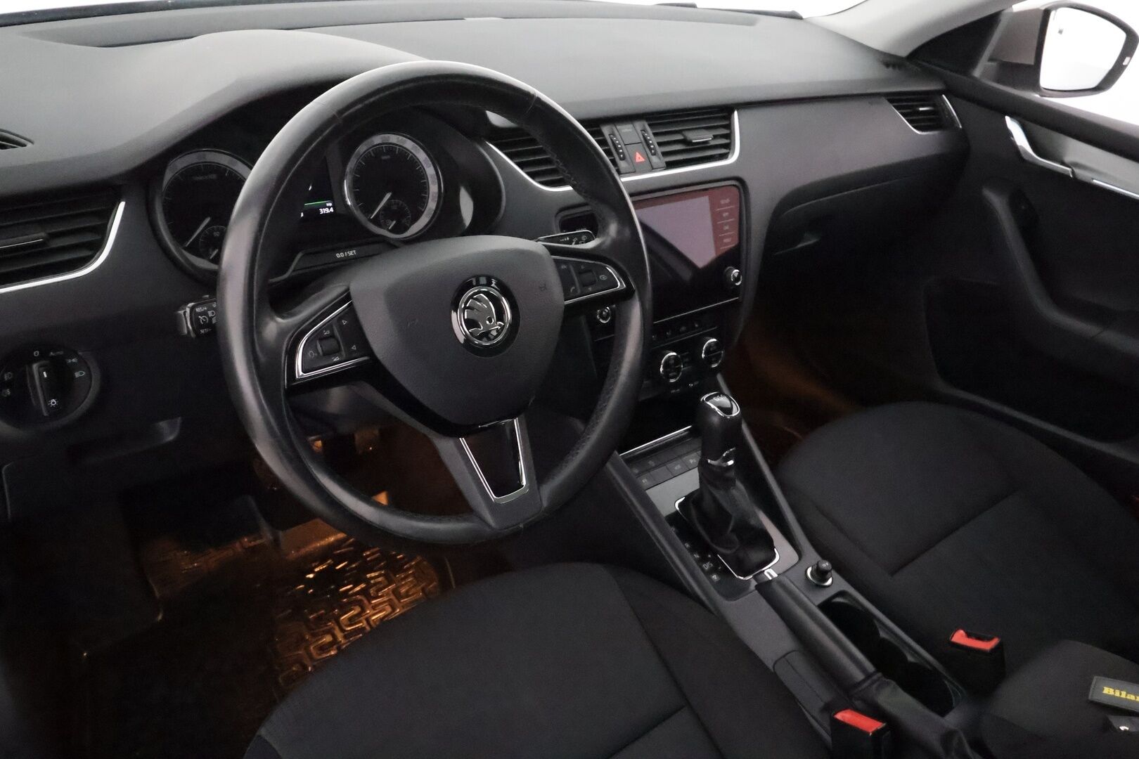 Skoda Octavia 2017 Combi 1,4 TSI Style DSG **Facelift / Webasto / Vakkari / Keyless / Apple&Android / P.kamera / Sähköluukku**